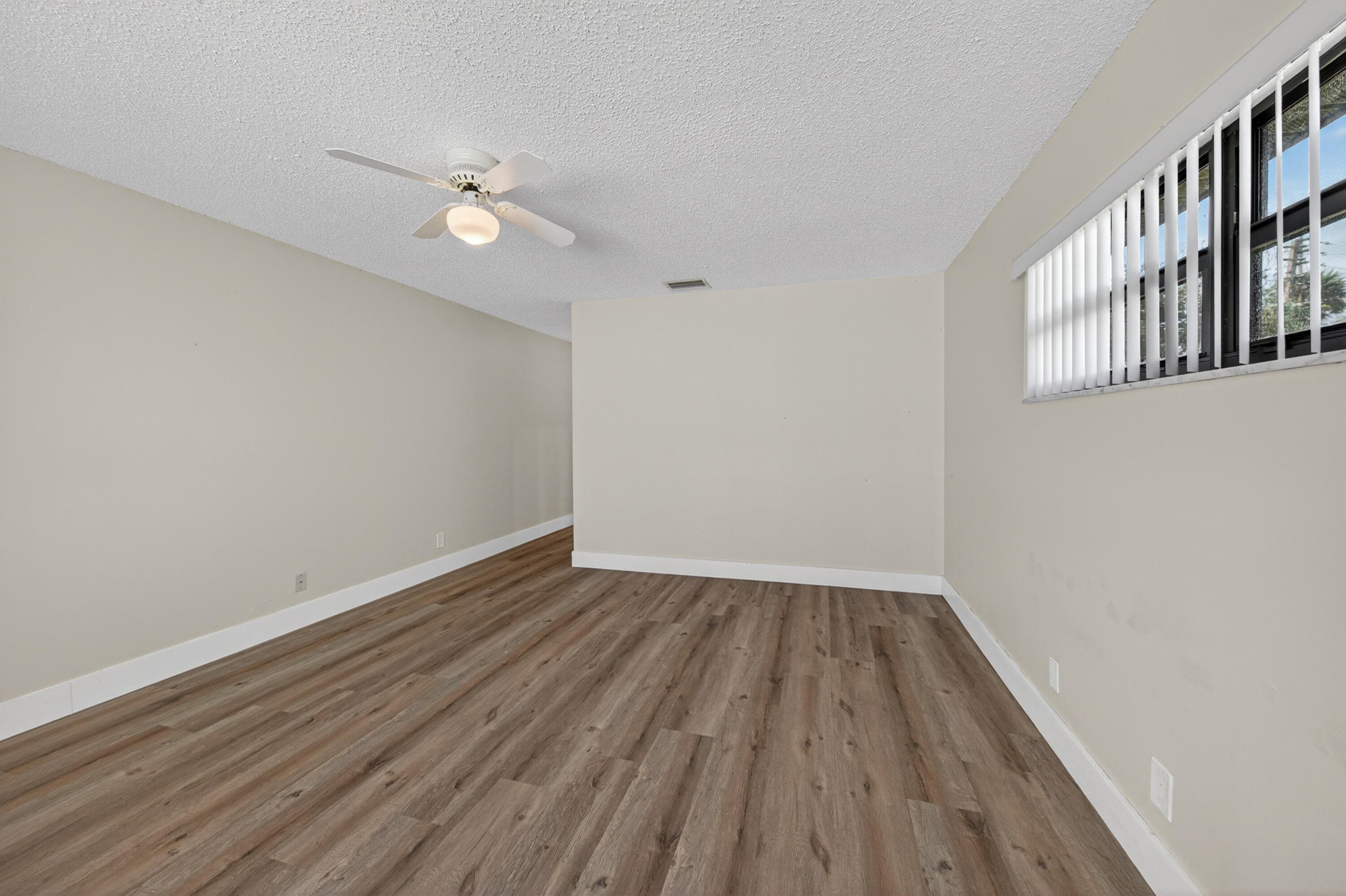 4867 Hawkwood Road, Boynton Beach, FL 33436 — photo 9 of 46