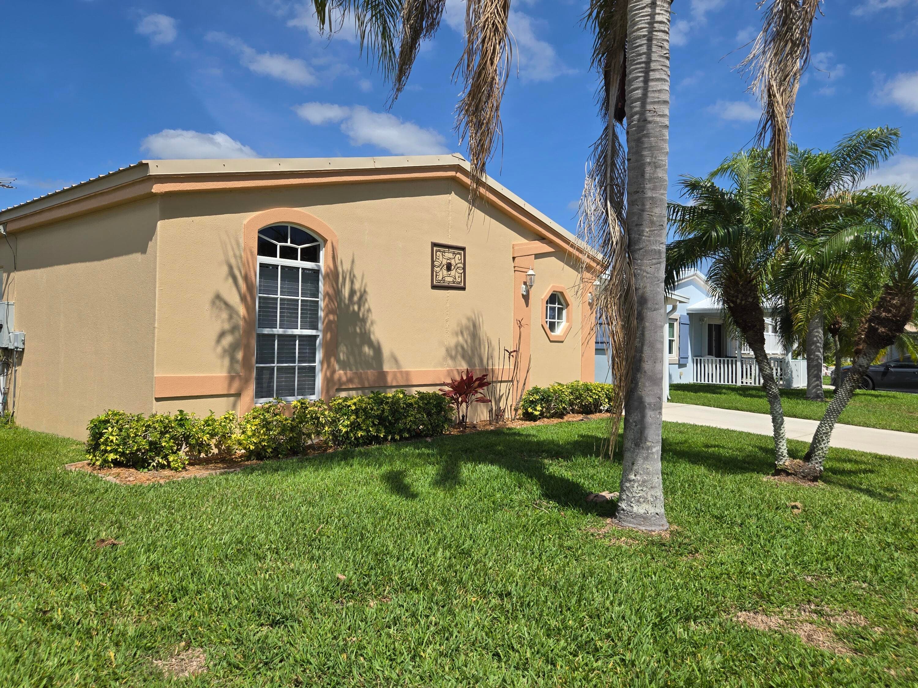 4311 SW 9th Way, Okeechobee, FL 34974 — photo 3 of 49