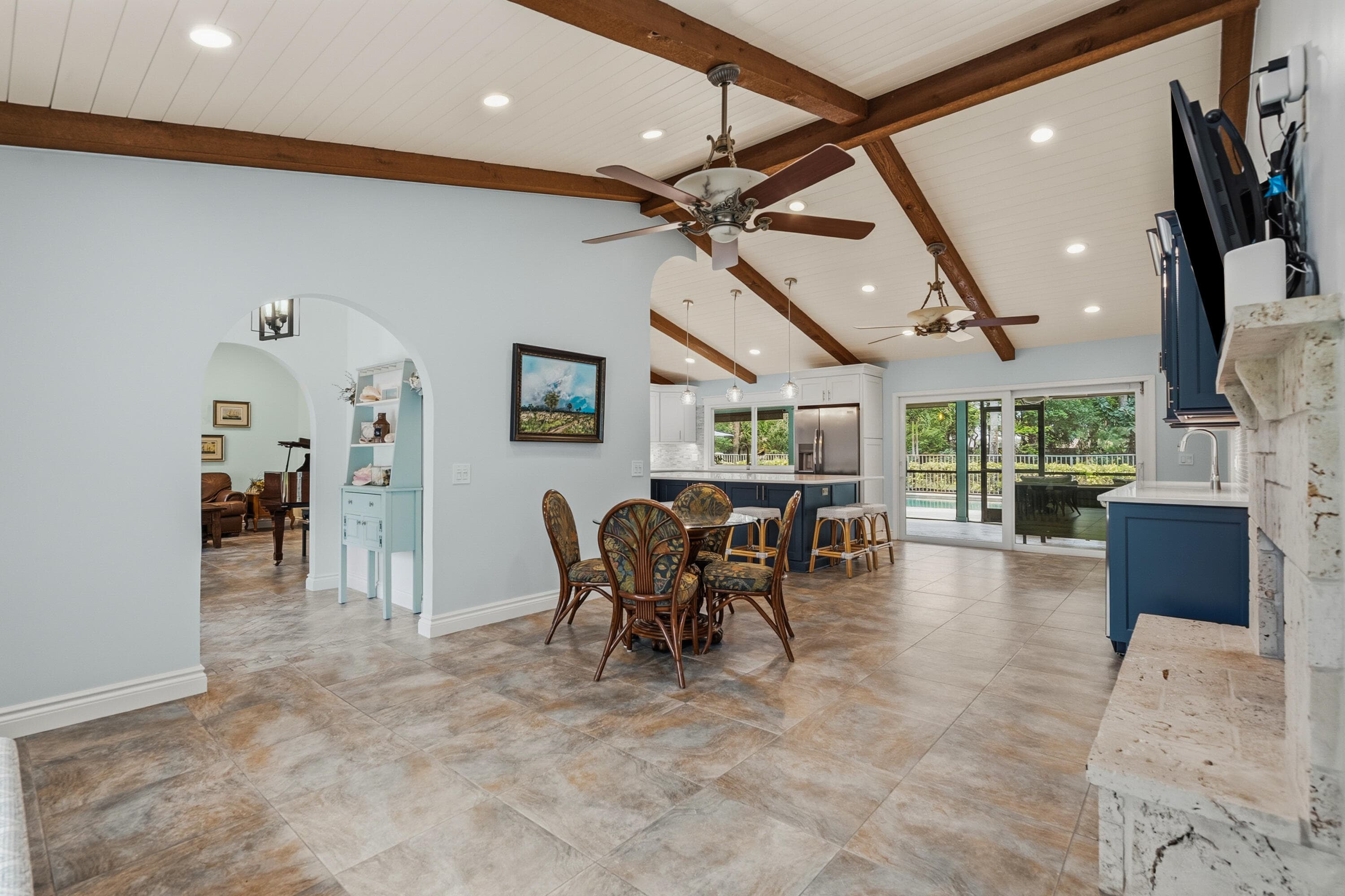 19785 Castlewood Drive, Jupiter, FL 33458 — photo 15 of 54