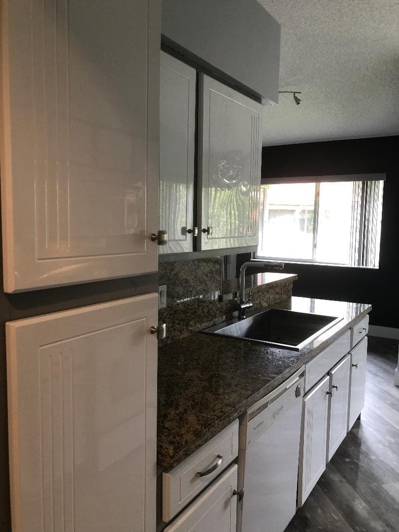 9322 NW 9th Place 9322, Plantation, FL 33324 — photo 4 of 20