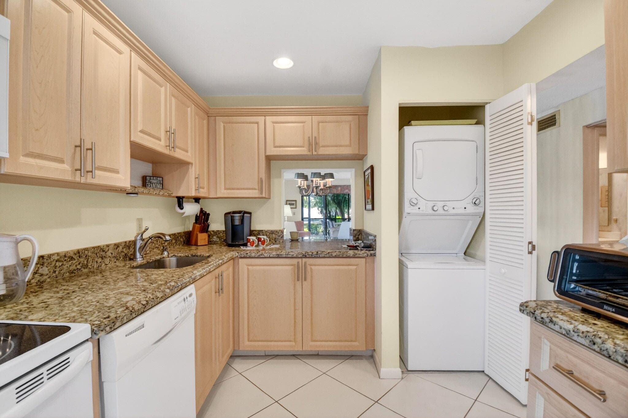 10 Southport Lane A, Boynton Beach, FL 33436 — photo 12 of 79