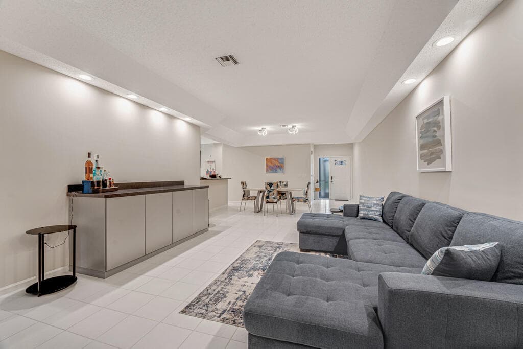 9998 Seacrest Circle C, Boynton Beach, FL 33437 — photo 9 of 76