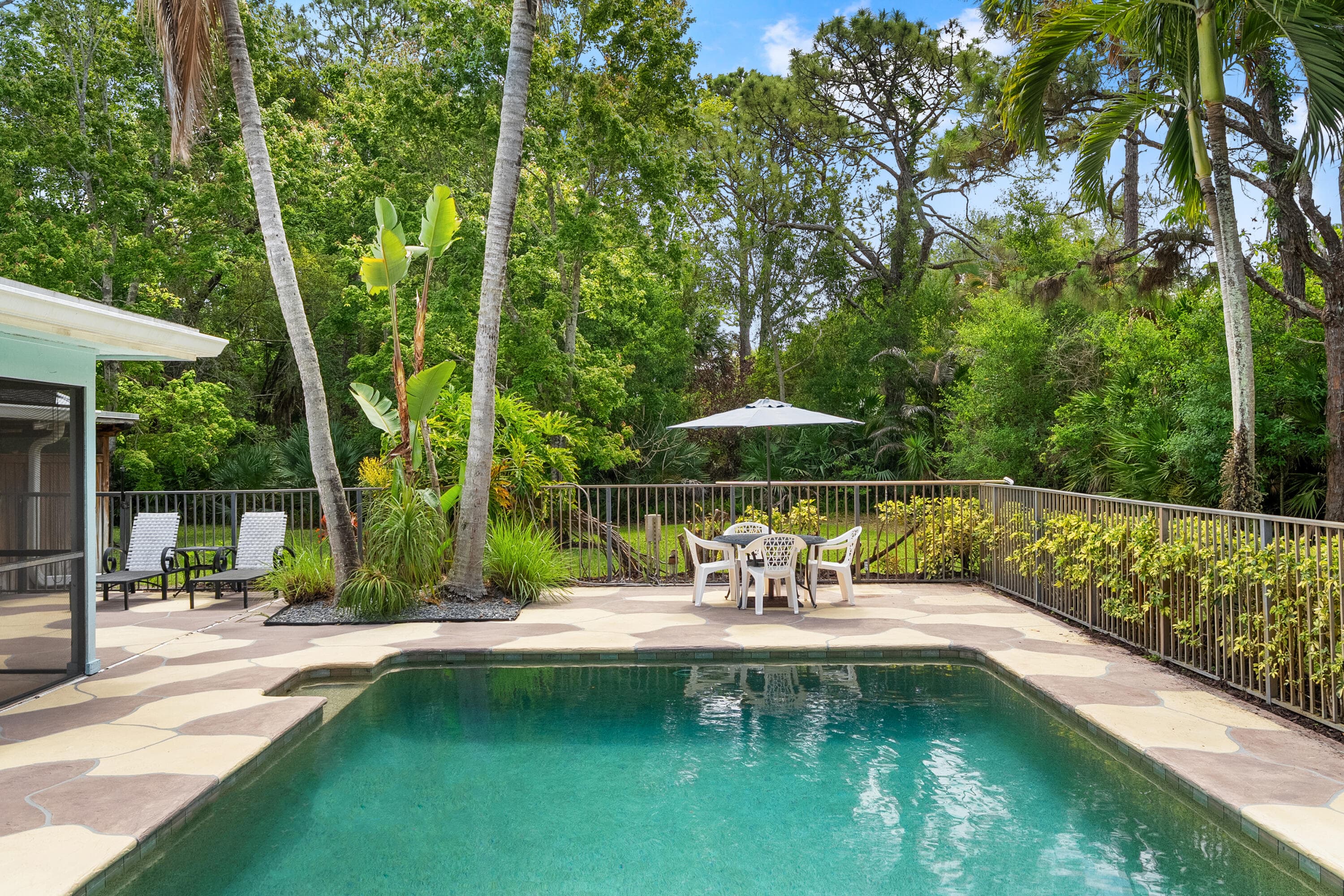 19785 Castlewood Drive, Jupiter, FL 33458 — photo 44 of 54
