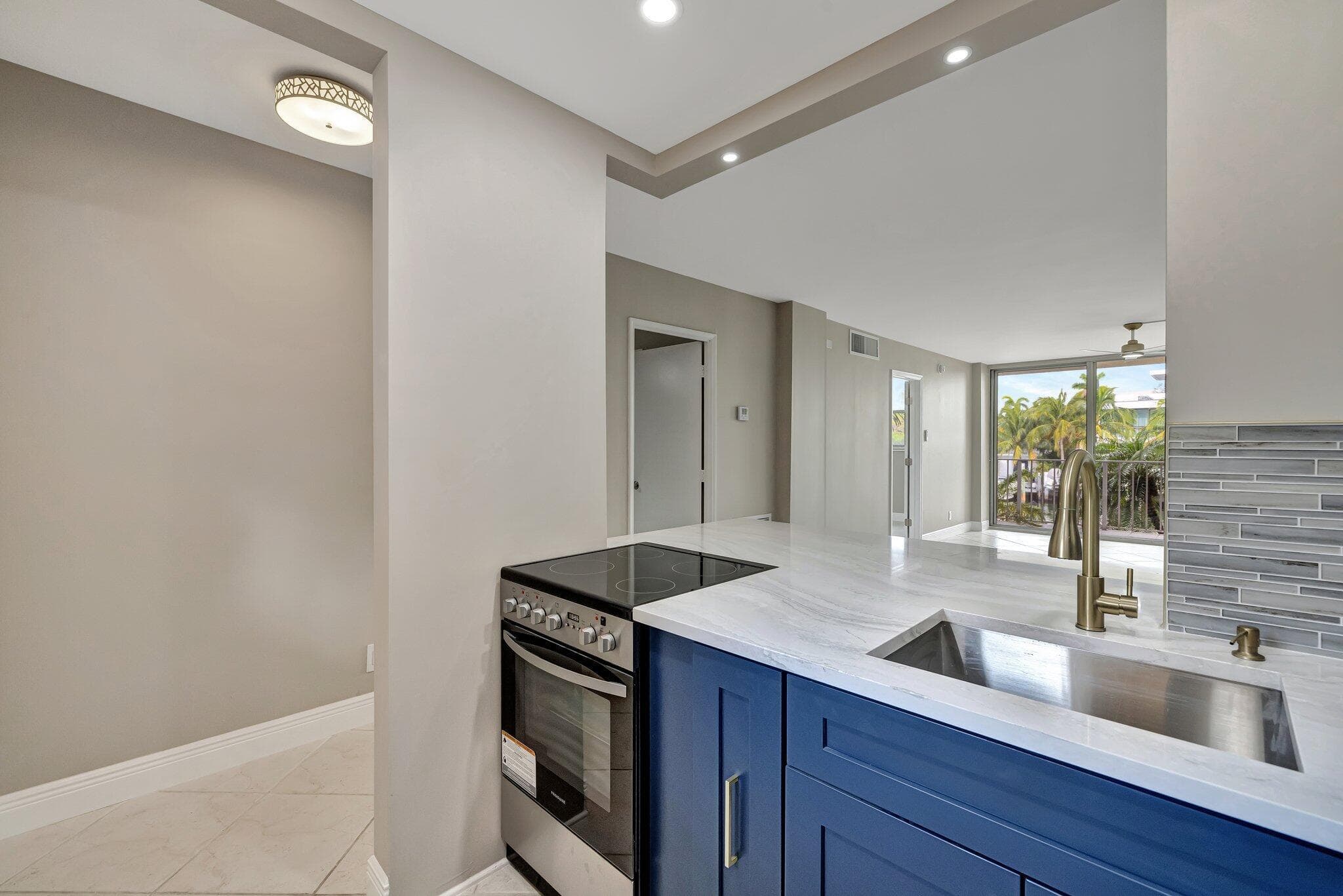 1777 SE 15th Street 215, Fort Lauderdale, FL 33316 — photo 9 of 31