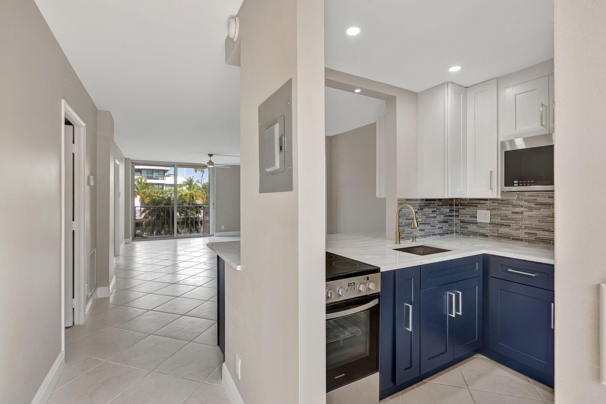 1777 SE 15th Street 215, Fort Lauderdale, FL 33316 — photo 10 of 31