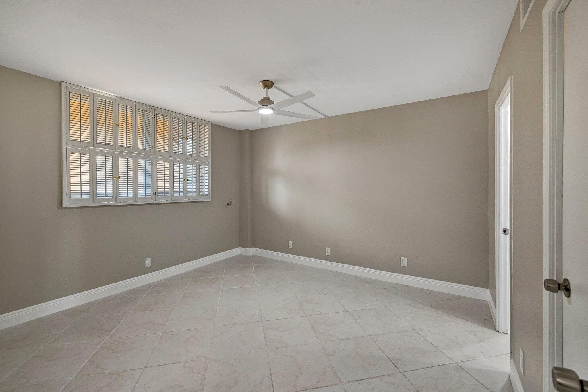 1777 SE 15th Street 215, Fort Lauderdale, FL 33316 — photo 18 of 31