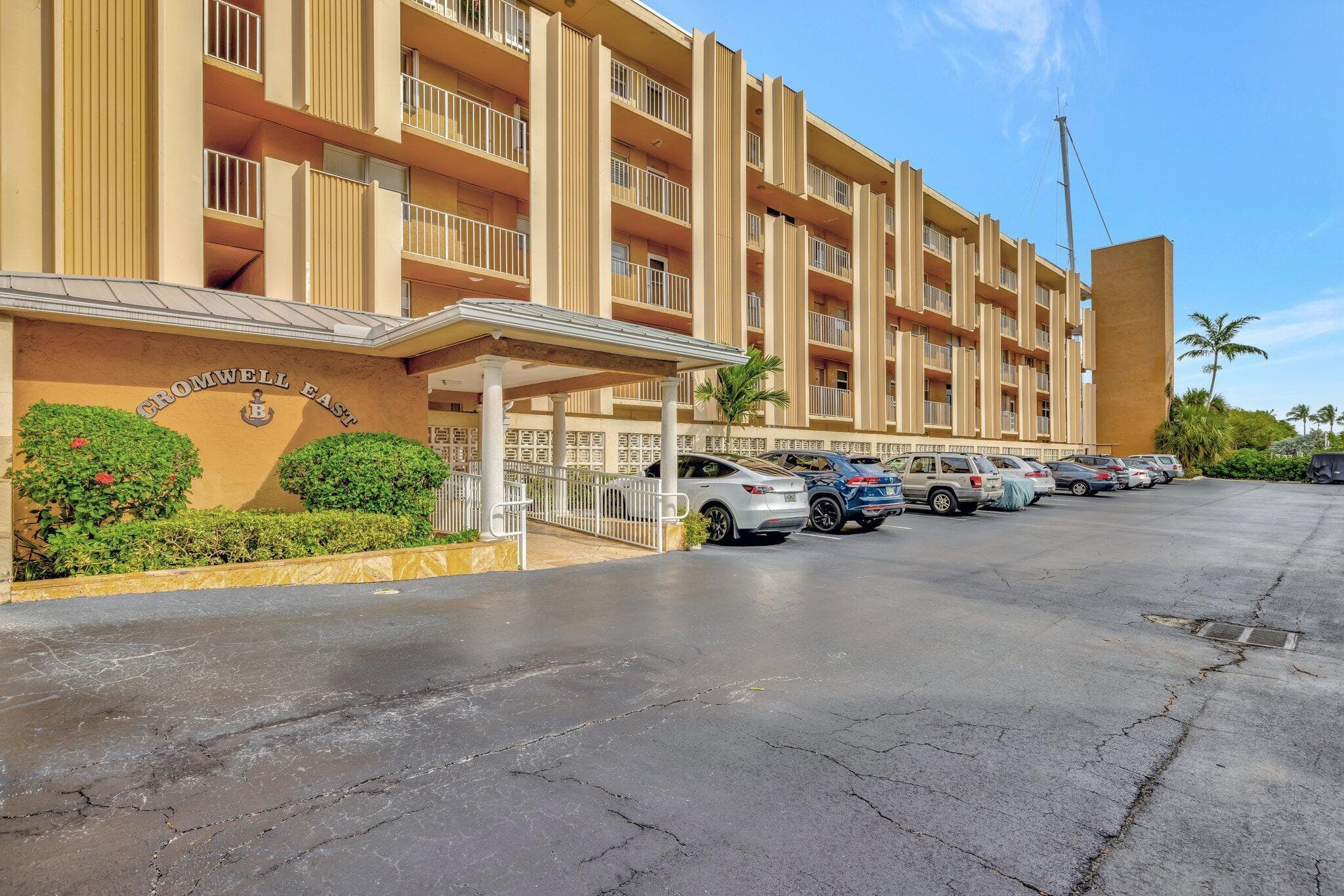 1777 SE 15th Street 215, Fort Lauderdale, FL 33316 — photo 25 of 31