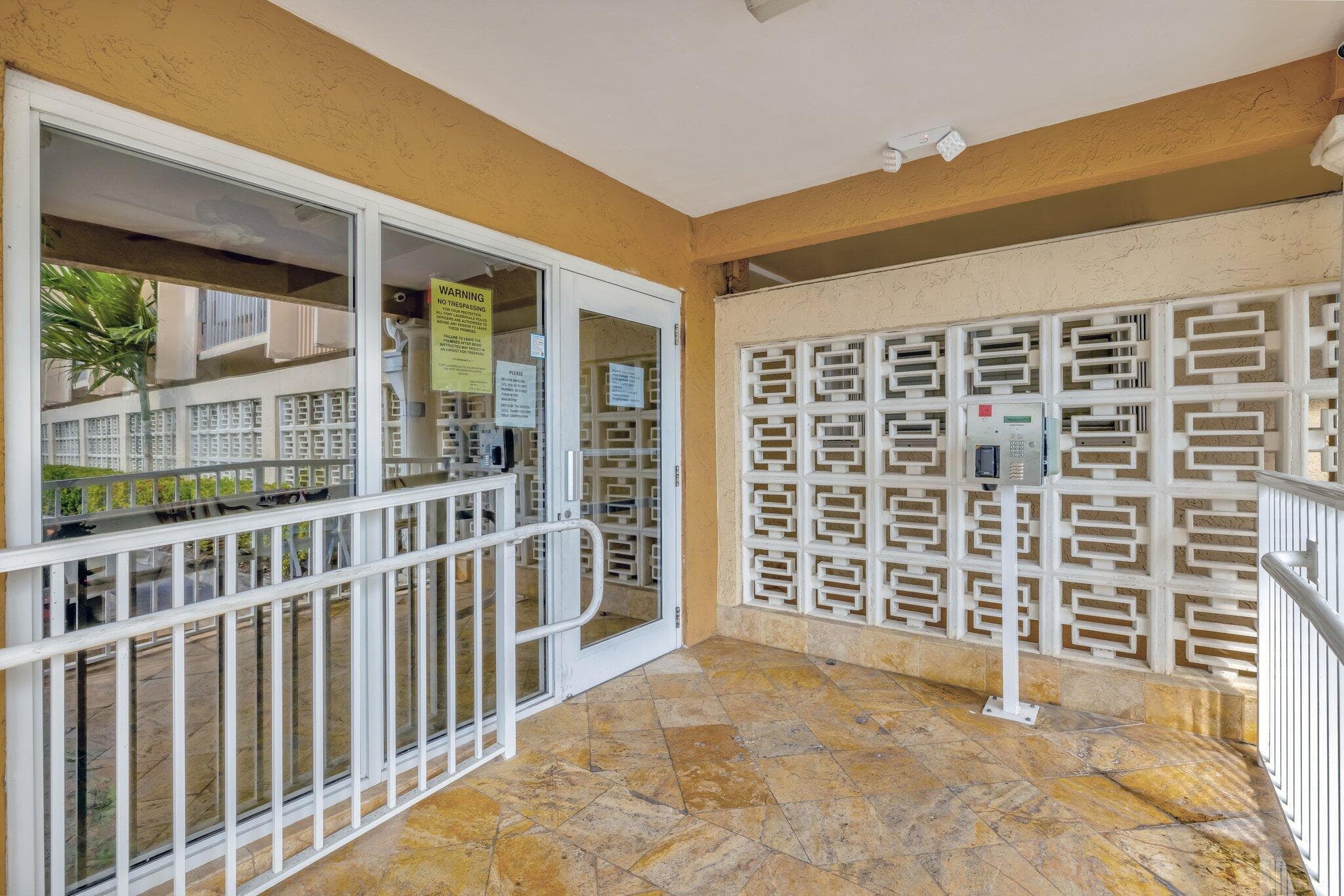 1777 SE 15th Street 215, Fort Lauderdale, FL 33316 — photo 28 of 31