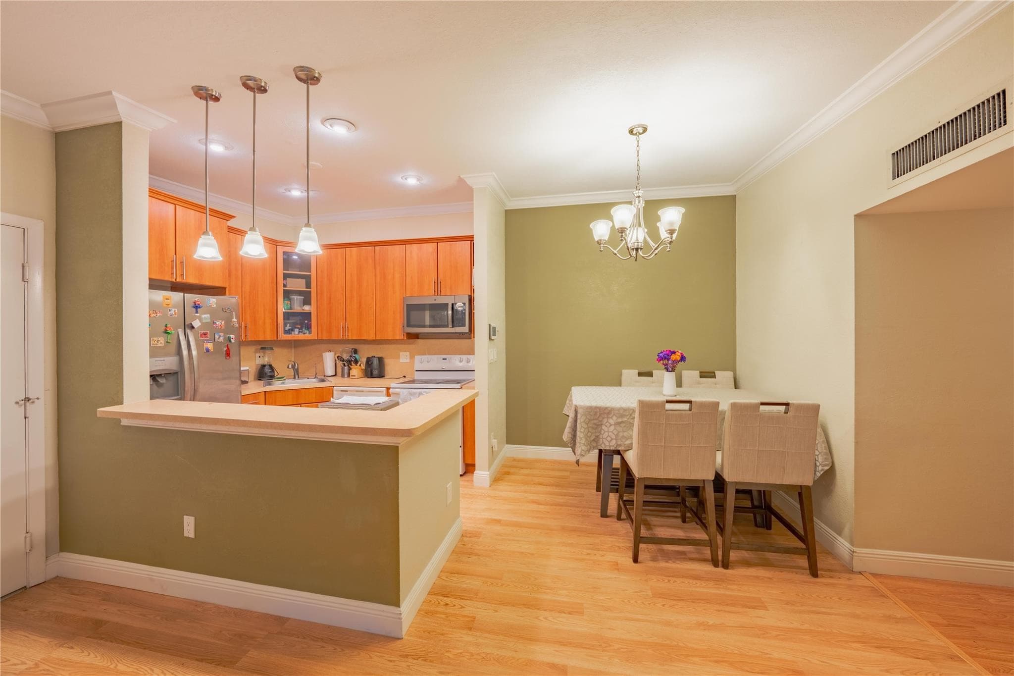 9614 W Mcnab Road 204, Tamarac, FL 33321 — photo 1 of 37