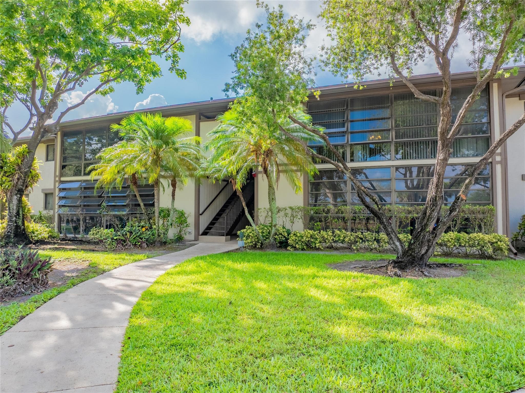 9614 W Mcnab Road 204, Tamarac, FL 33321 — photo 9 of 37