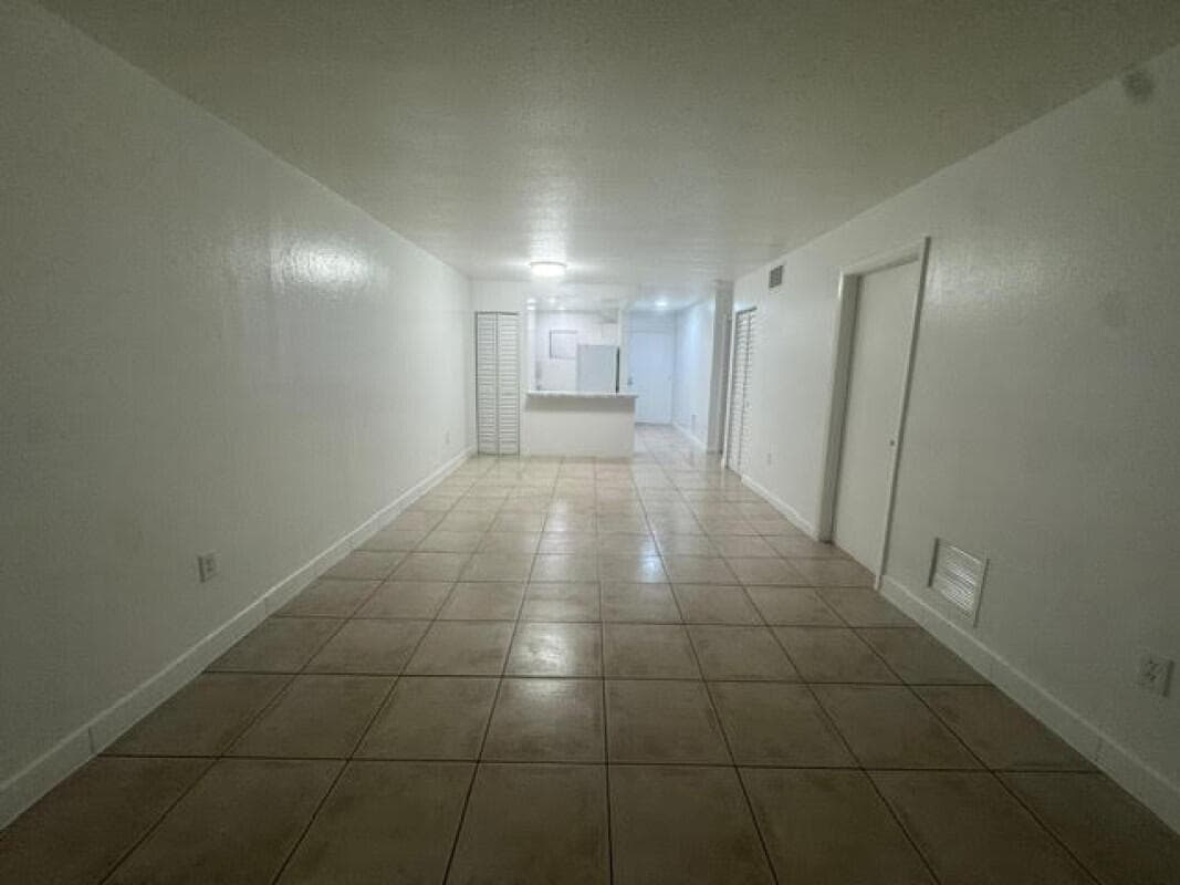 5525 SW 41st Street 122, Pembroke Park, FL 33023 — photo