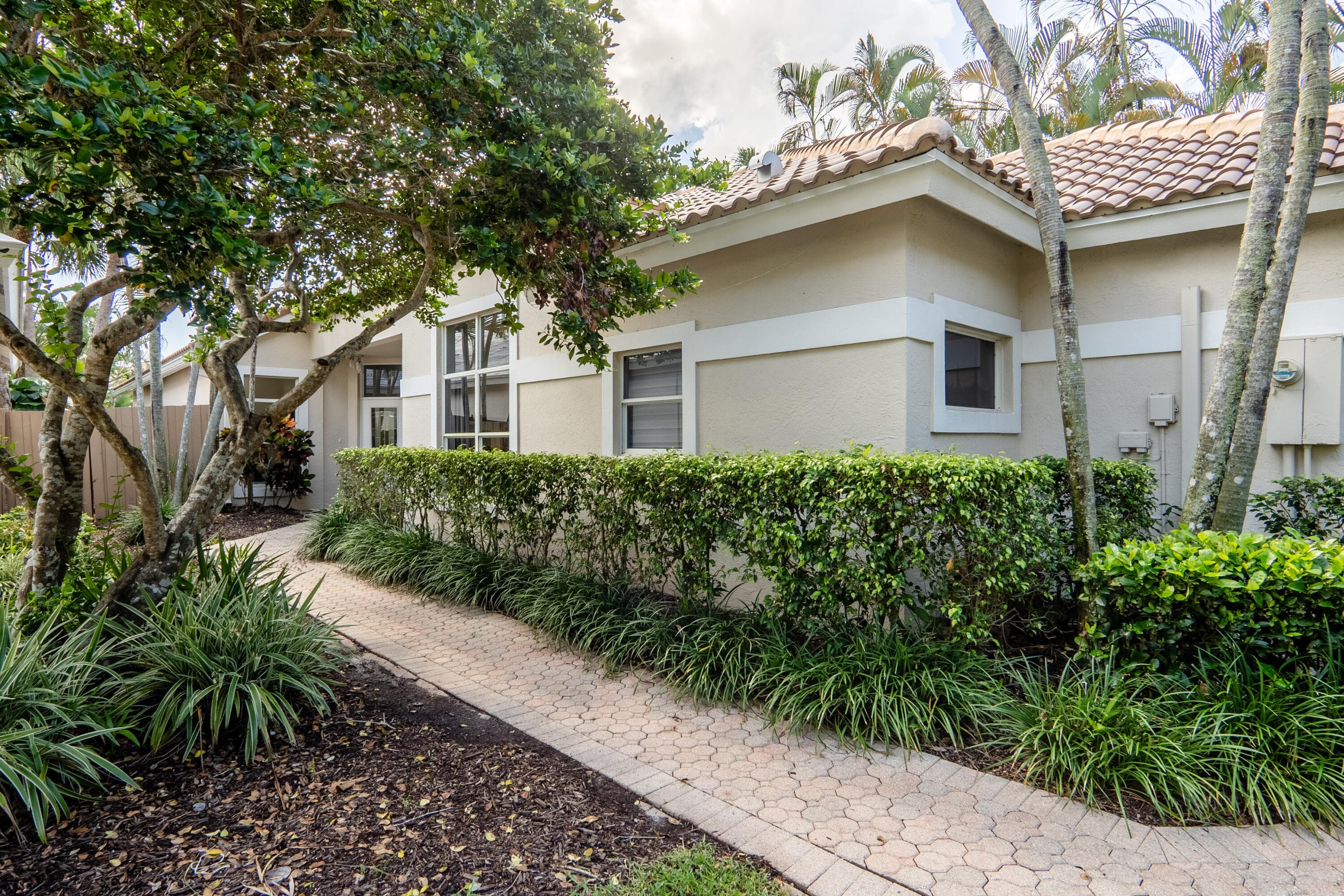 6670 NW 27th Avenue, Boca Raton, FL 33496 — photo 3 of 43
