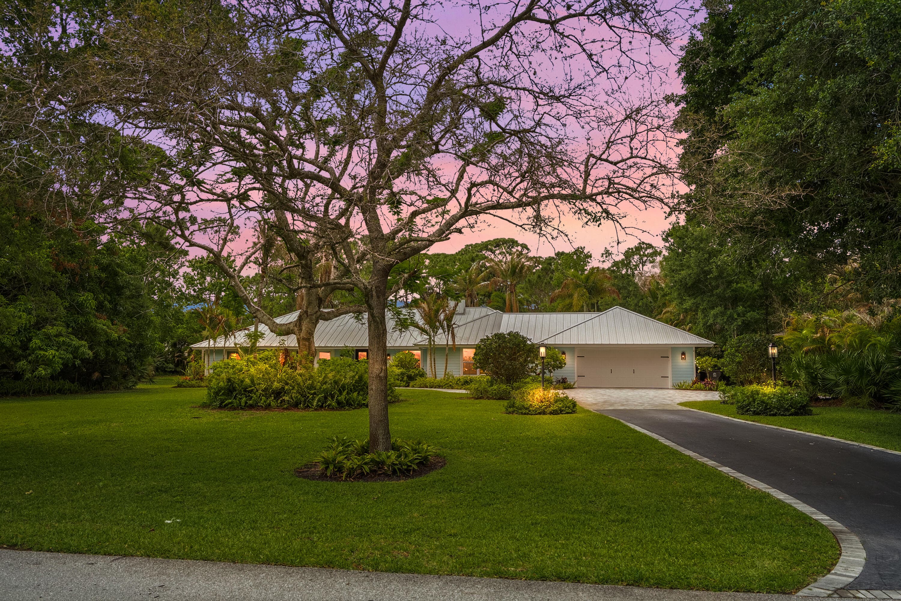 19785 Castlewood Drive, Jupiter, FL 33458 — photo 1 of 54