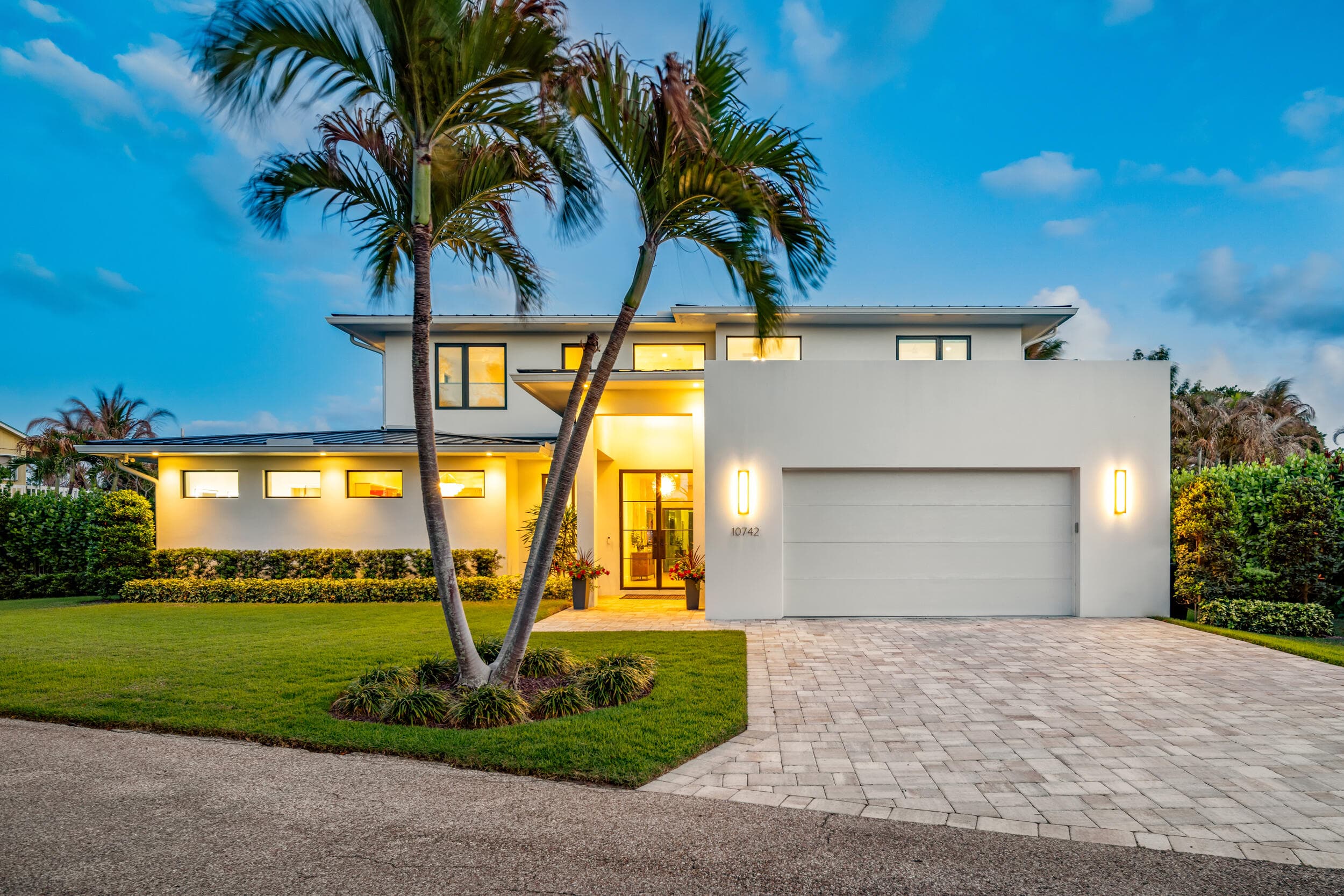 10742 SE Burgee Court, Hobe Sound, FL 33455 — photo 4 of 49