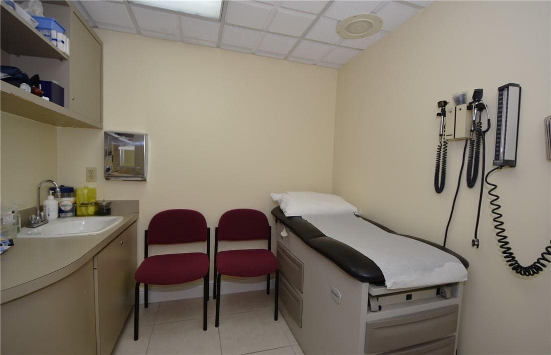 1820 E Commercial Boulevard, Fort Lauderdale, FL 33308 — photo 19 of 36