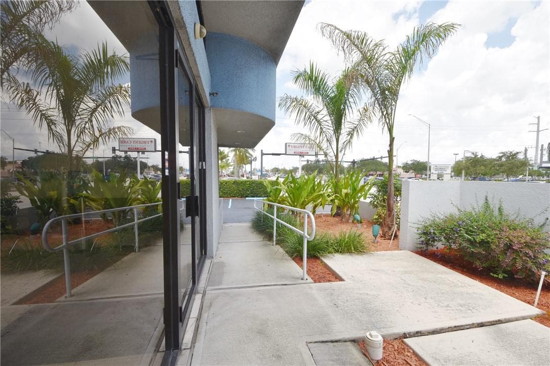 1820 E Commercial Boulevard, Fort Lauderdale, FL 33308 — photo 24 of 36