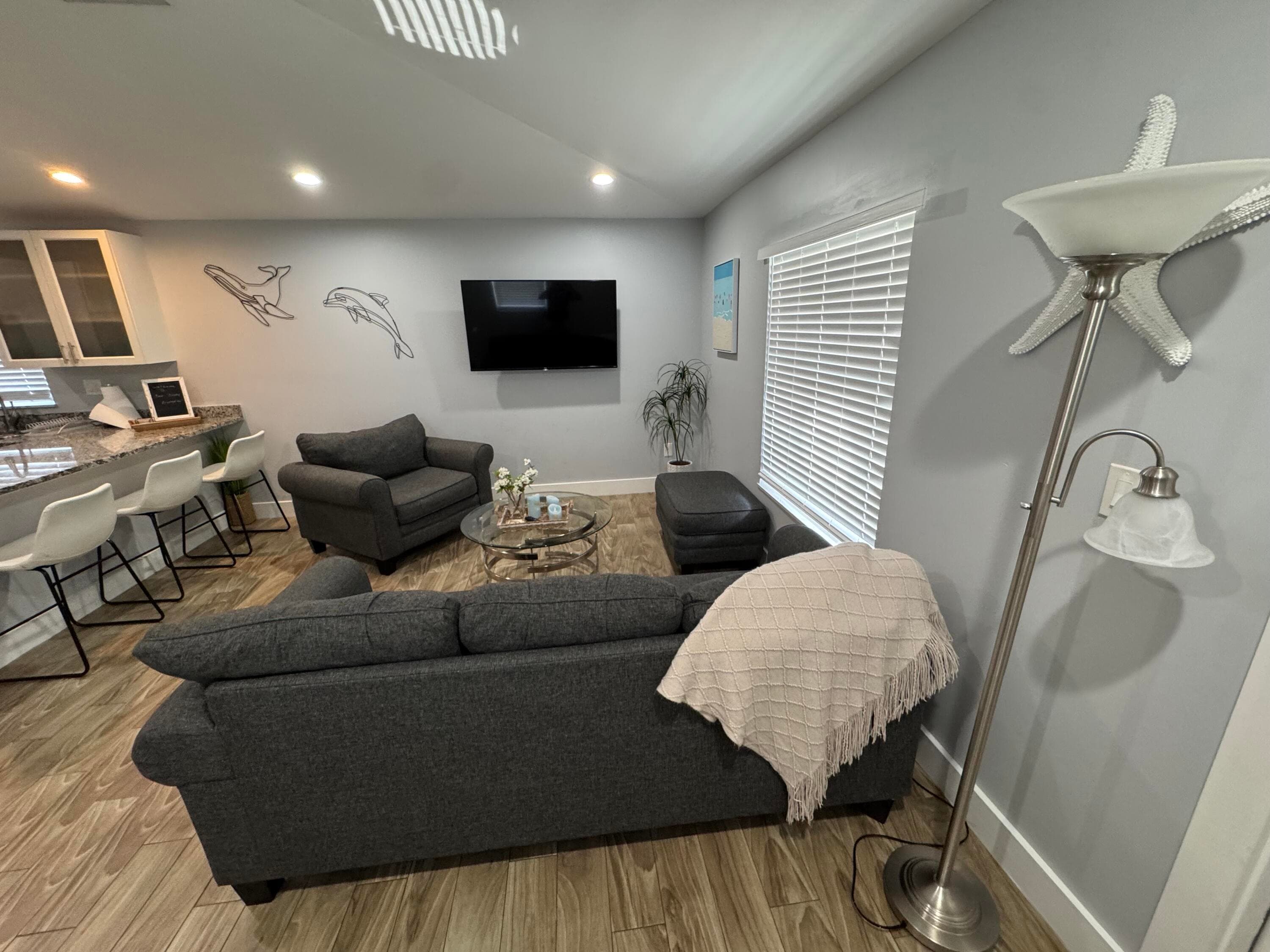 601 N E Street, Lake Worth Beach, FL 33460 — photo 3 of 31