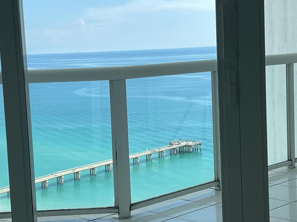 16425 Collins Avenue 2514, Sunny Isles Beach, FL 33160 — photo 2 of 22