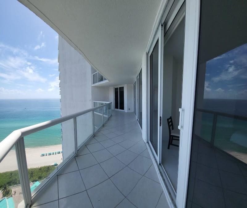 16425 Collins Avenue 2514, Sunny Isles Beach, FL 33160 — photo 9 of 22