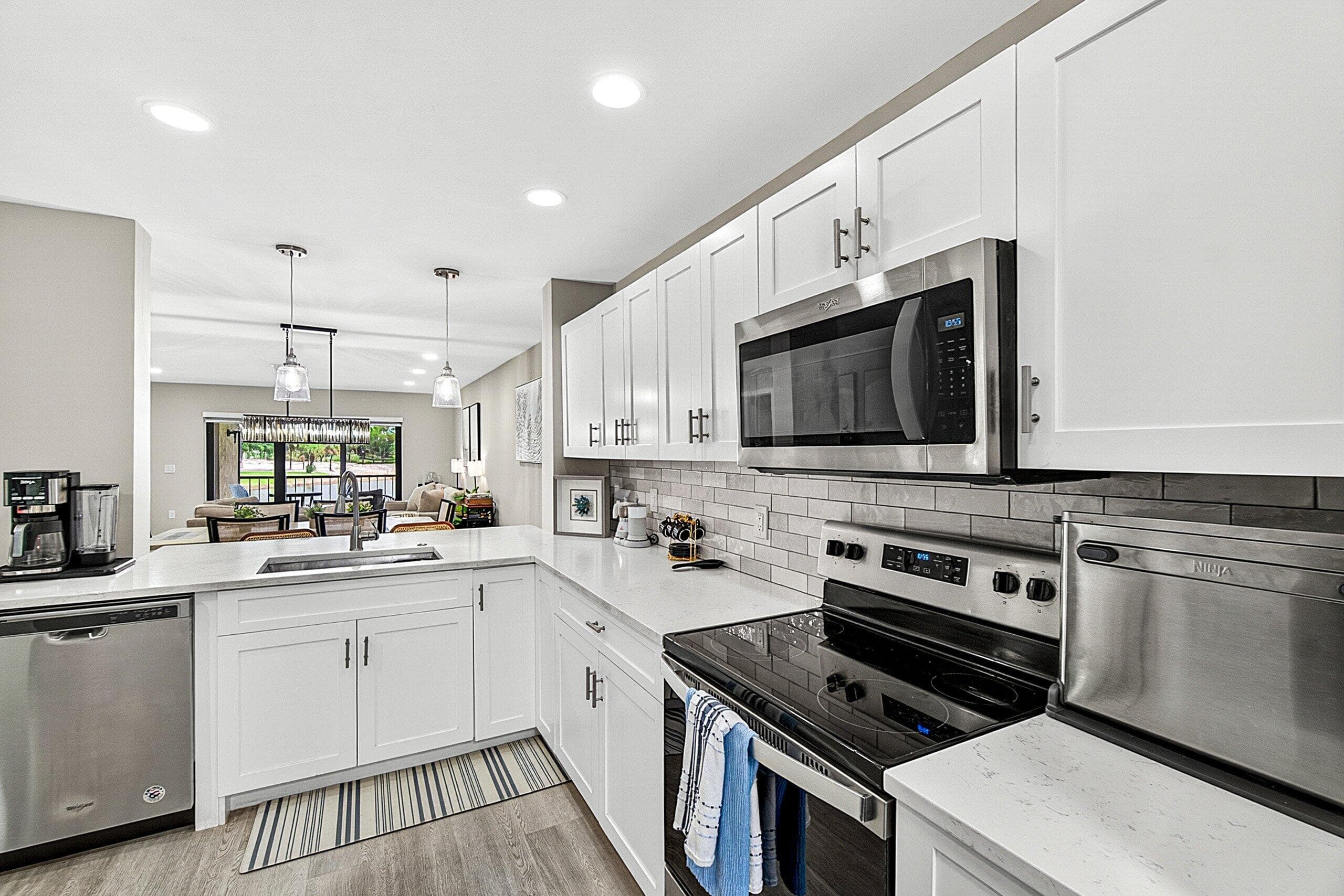 35 Southport Lane D, Boynton Beach, FL 33436 — photo 4 of 12
