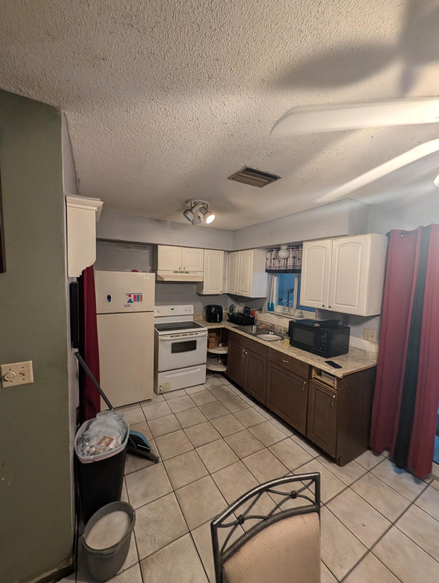 5201 NW 16th Court, Lauderhill, FL 33313 — photo 3 of 8