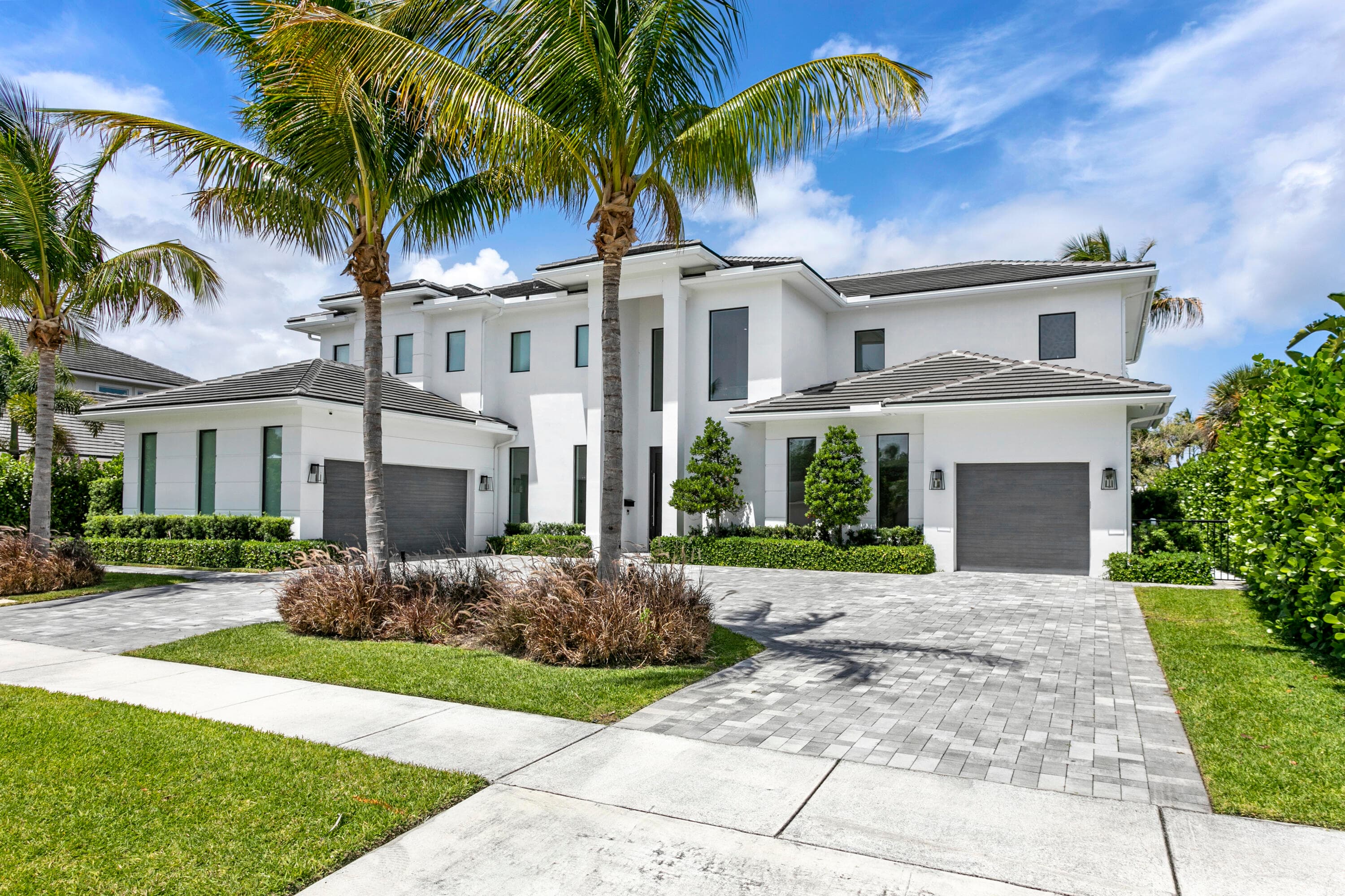 619 Riverside Road, North Palm Beach, FL 33408 — photo 9 of 53