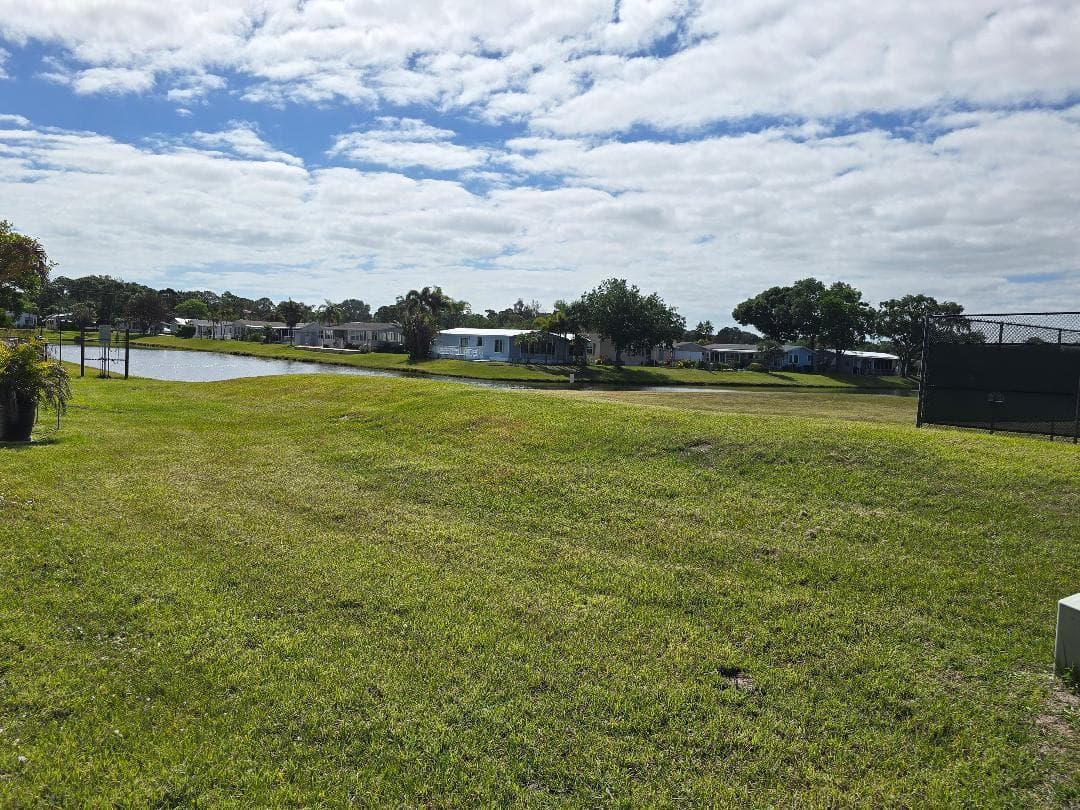 337 Seahorse Terrace, Fort Pierce, FL 34982 — photo 4 of 23
