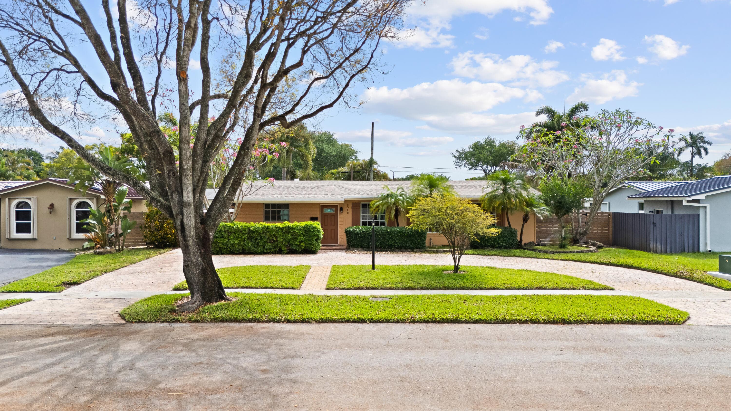 5018 SW 91st Terrace, Cooper City, FL 33328 — photo 2 of 41