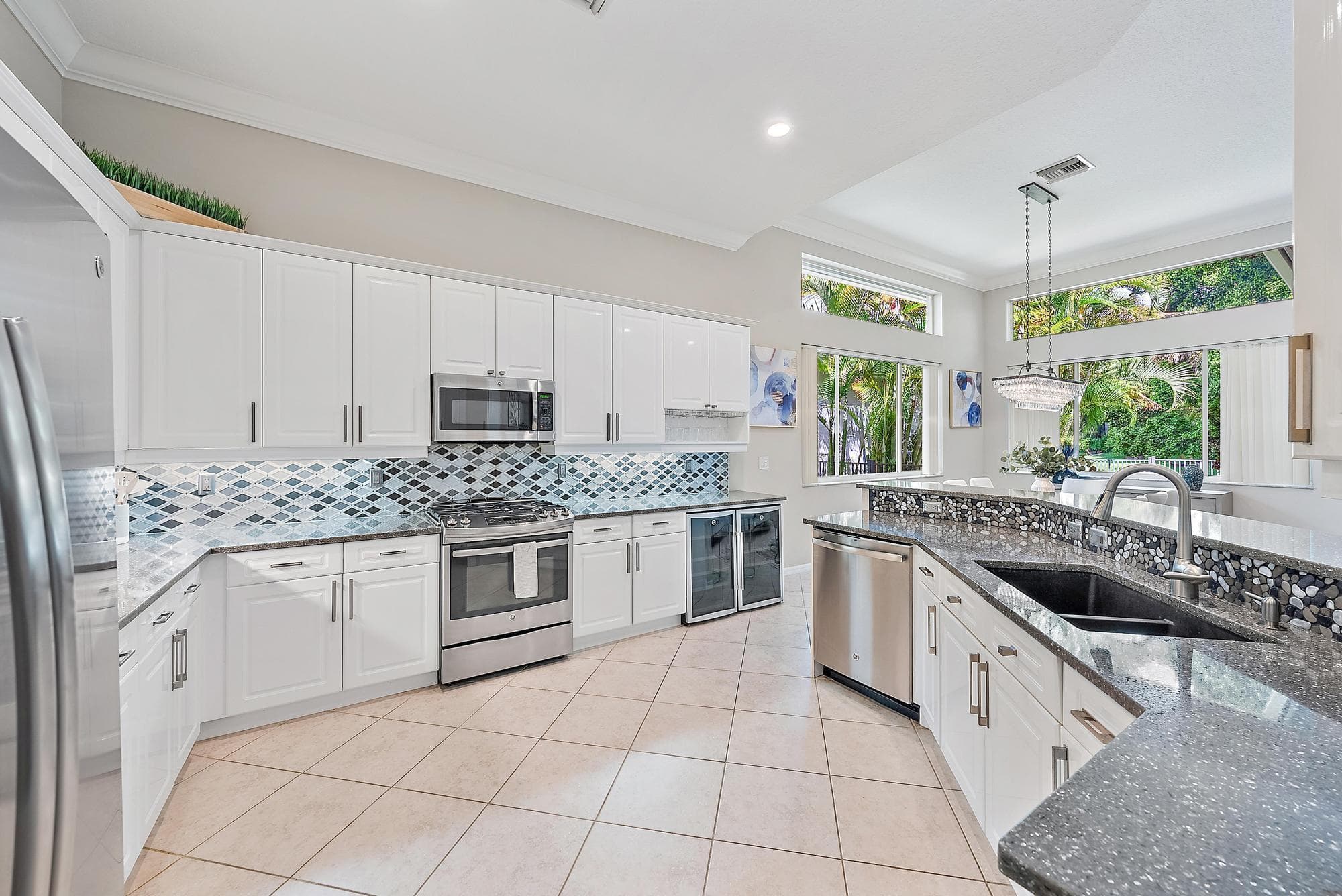9052 Sand Pine Lane, West Palm Beach, FL 33412 — photo 8 of 31