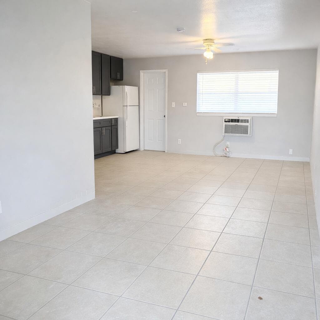 1017 SE 3rd Street 3, Deerfield Beach, FL 33441 — photo 4 of 15