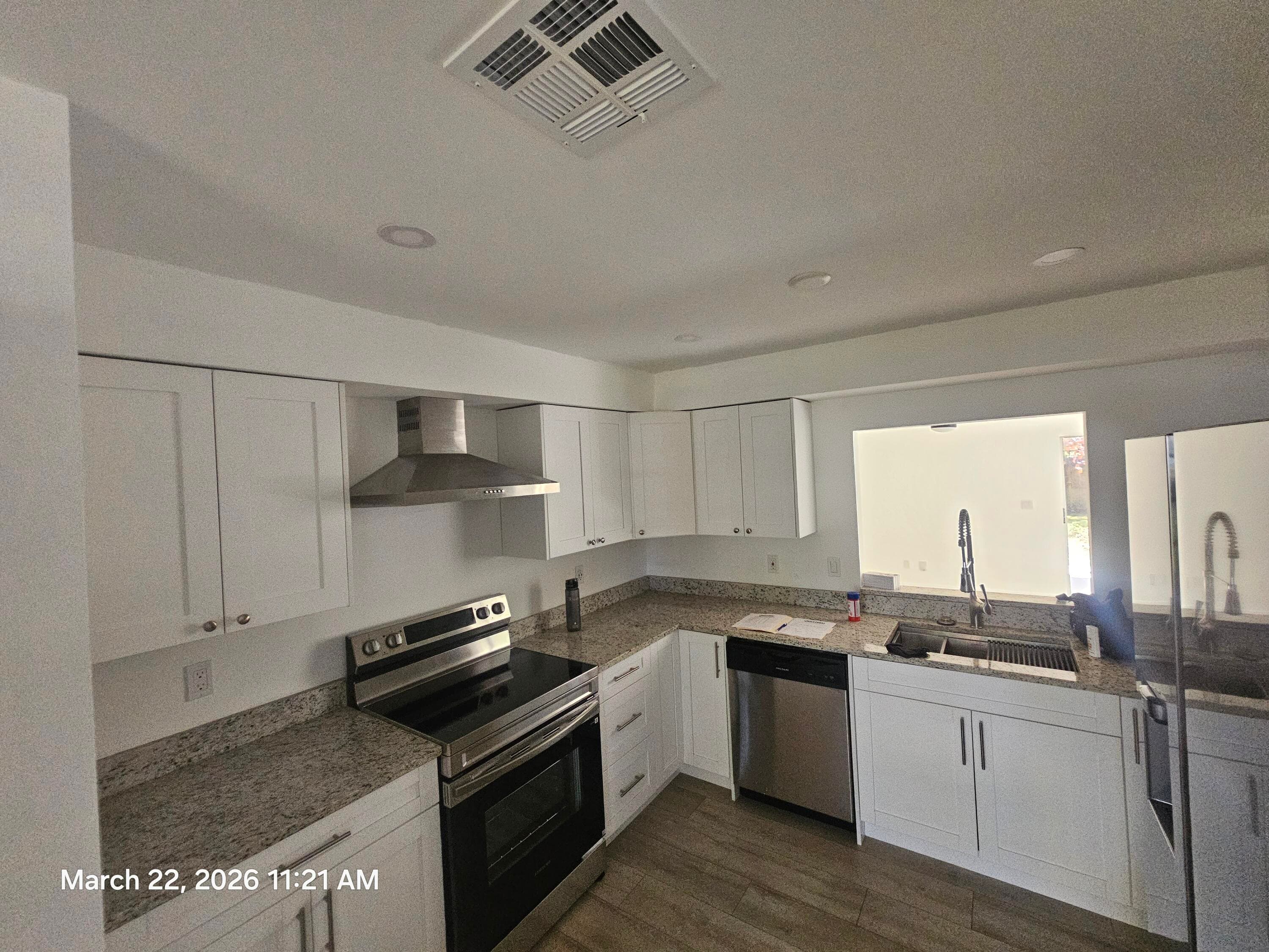 1406 36th Avenue, Vero Beach, FL 32960 — photo 2 of 33
