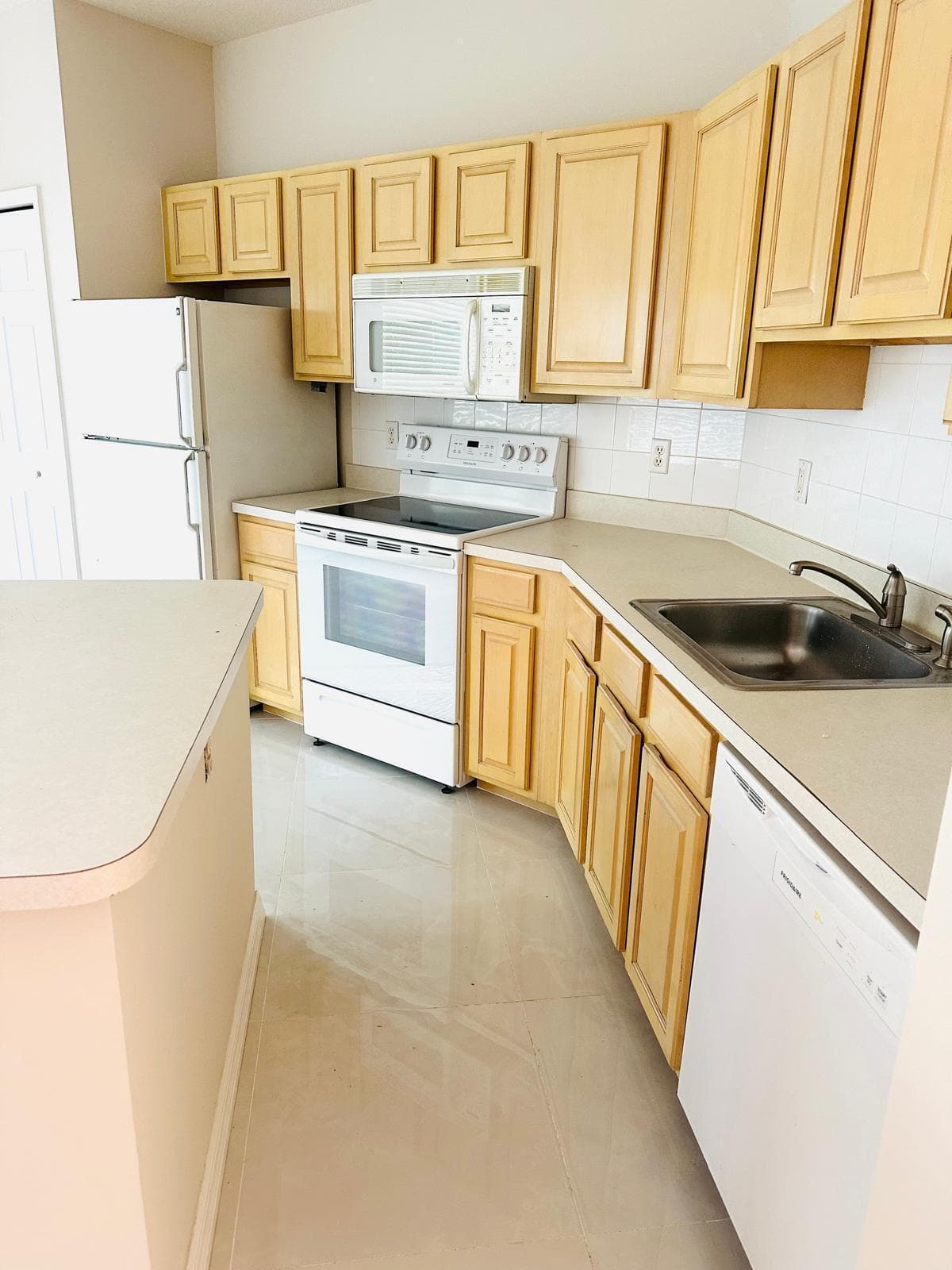 9933 Perfect Drive 135 Side A, Port St. Lucie, FL 34986 — photo 4 of 8