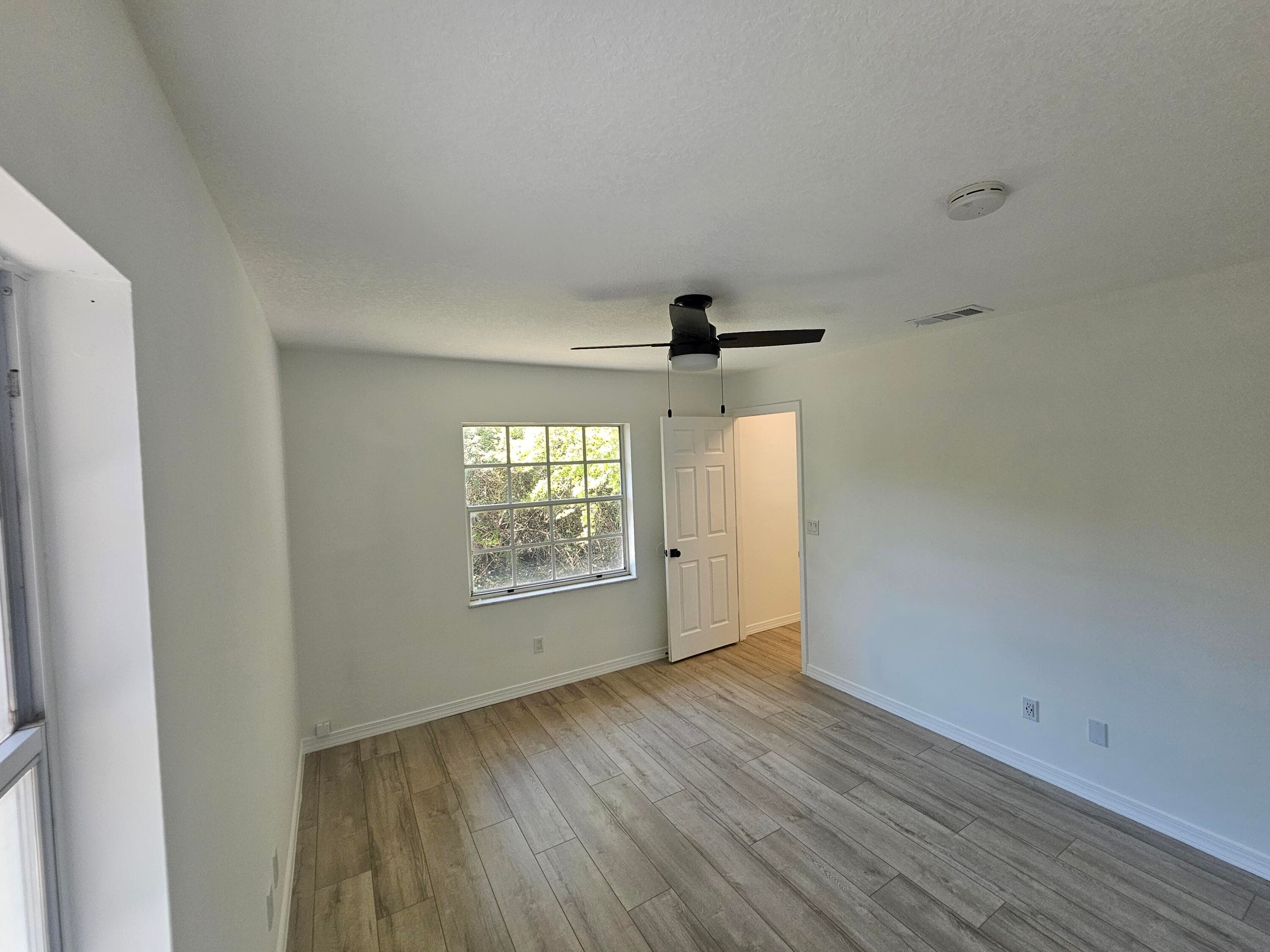 1406 36th Avenue, Vero Beach, FL 32960 — photo 17 of 33