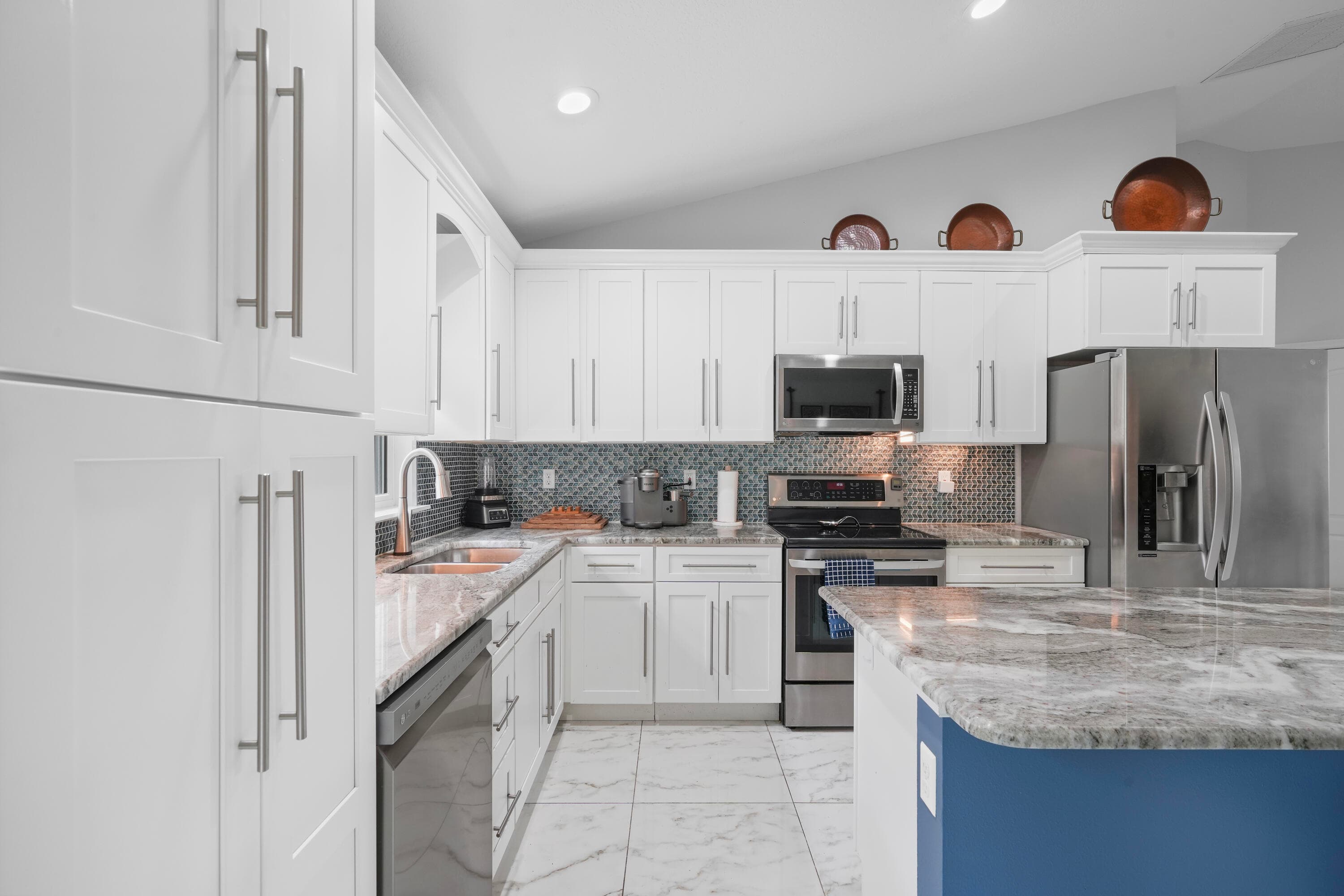 685 SW Homeland Road, Port St. Lucie, FL 34953 — photo 12 of 33