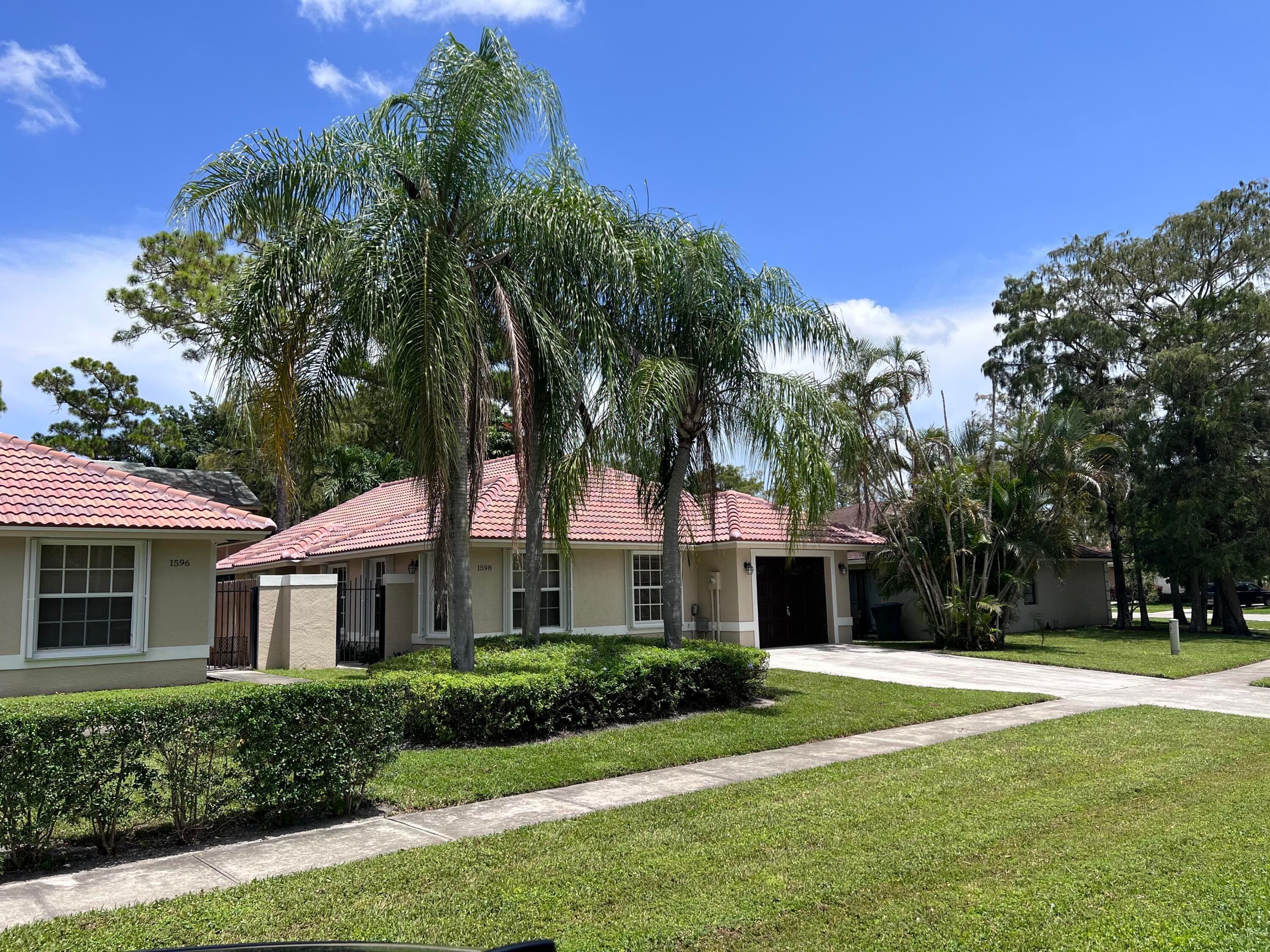 1598 Hawthorne Place, Wellington, FL 33414 — photo 2 of 38