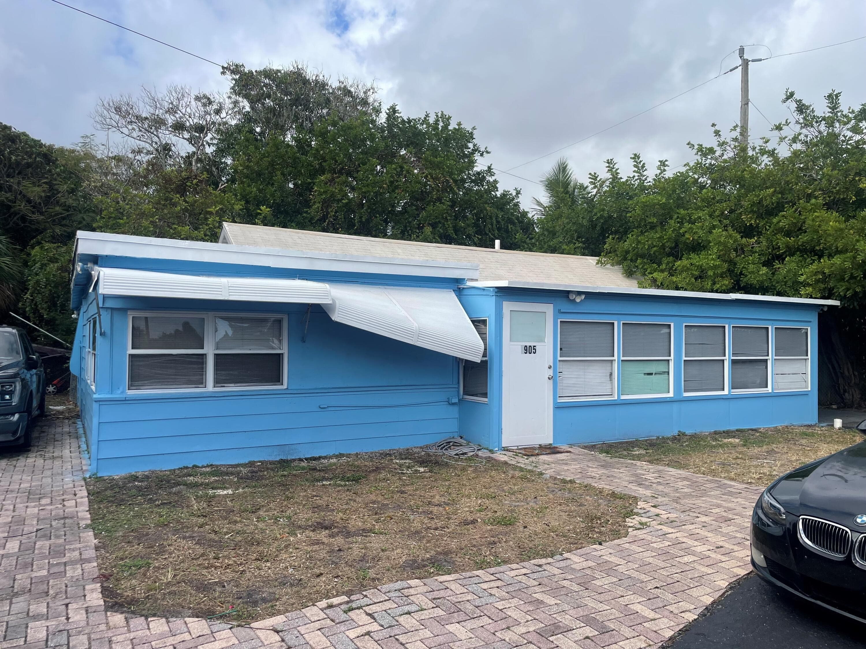 1905 Florida Street, Lake Worth Beach, FL 33460 — photo 3 of 18