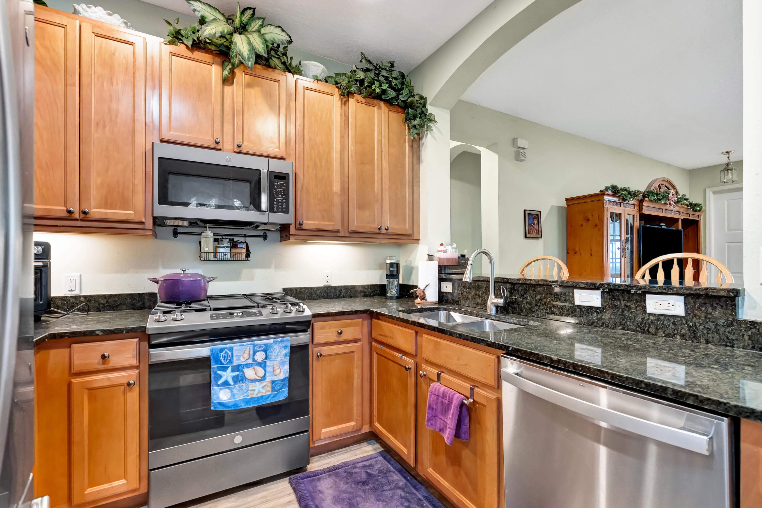 214 Evergrene Parkway, Palm Beach Gardens, FL 33410 — photo 16 of 81