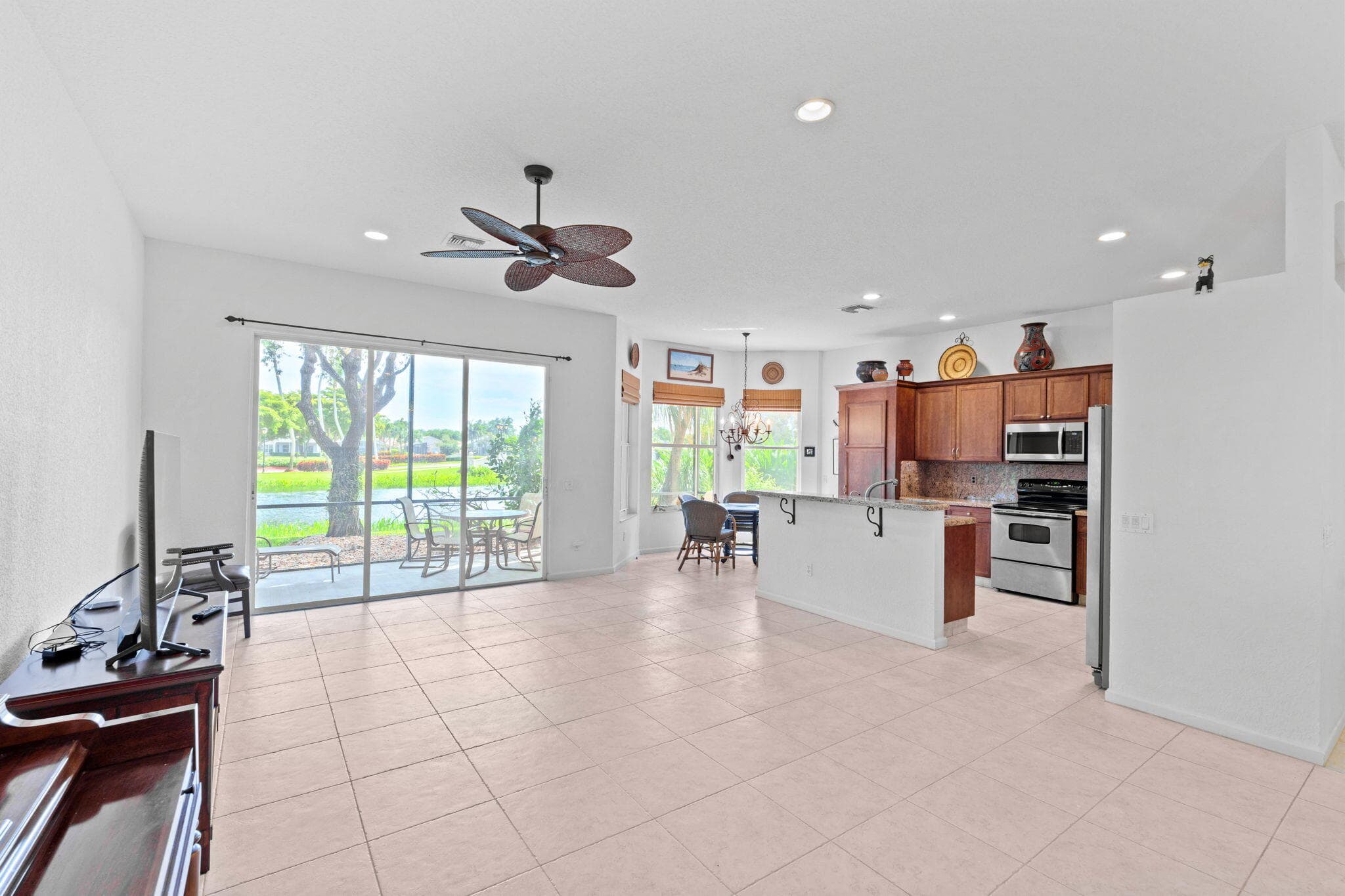 6530 Hawaiian Avenue, Boynton Beach, FL 33437 — photo 14 of 53