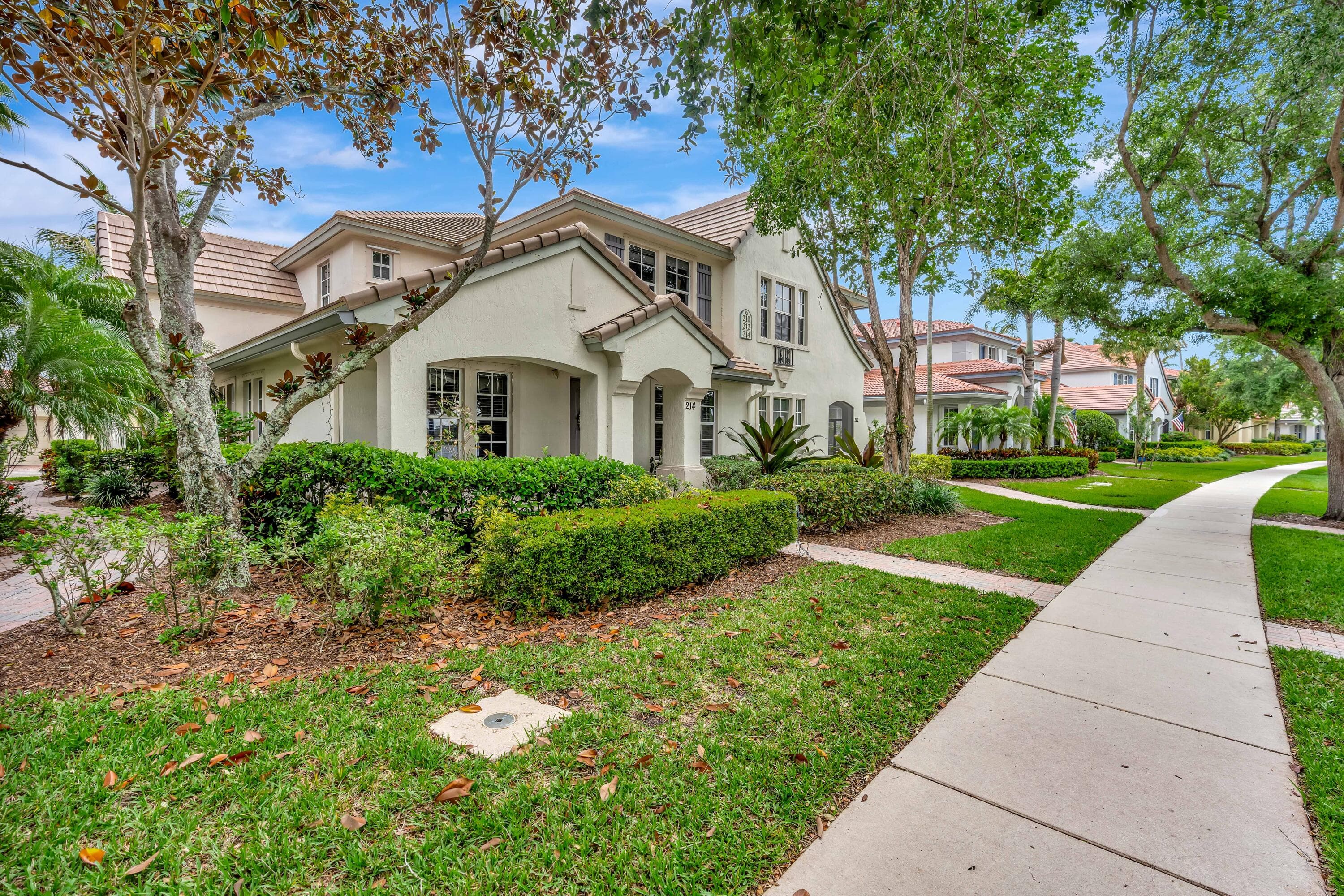 214 Evergrene Parkway, Palm Beach Gardens, FL 33410 — photo 4 of 81