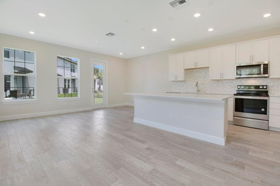 1875 SE Ocean Cove Way, Stuart, FL 34996 — photo 5 of 37