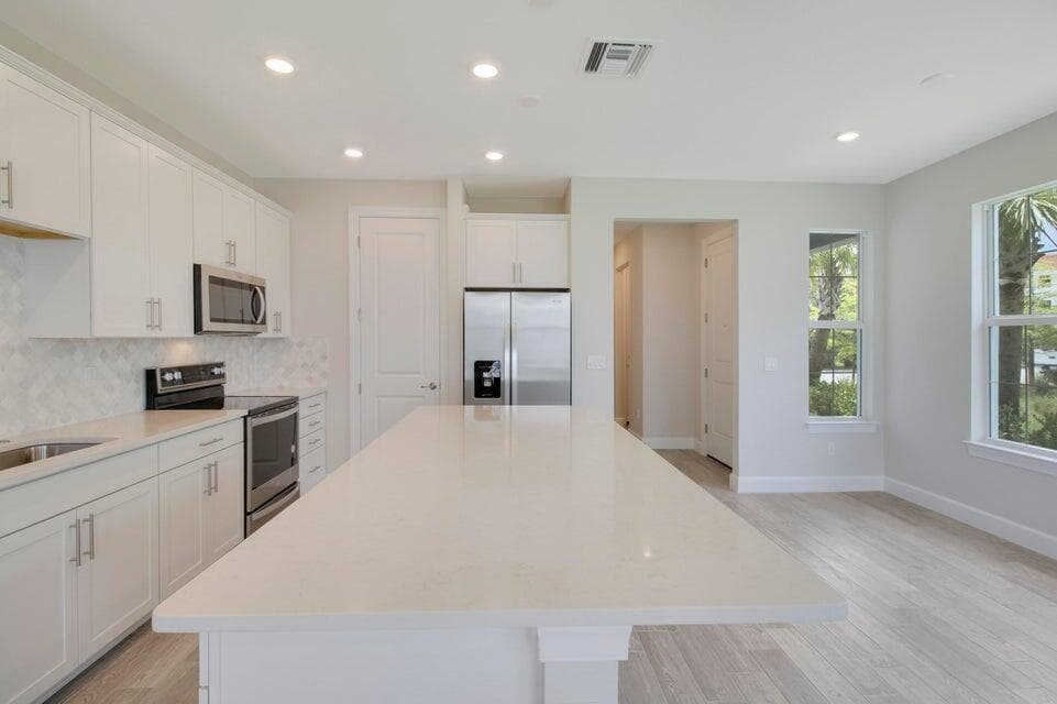 1875 SE Ocean Cove Way, Stuart, FL 34996 — photo 9 of 37