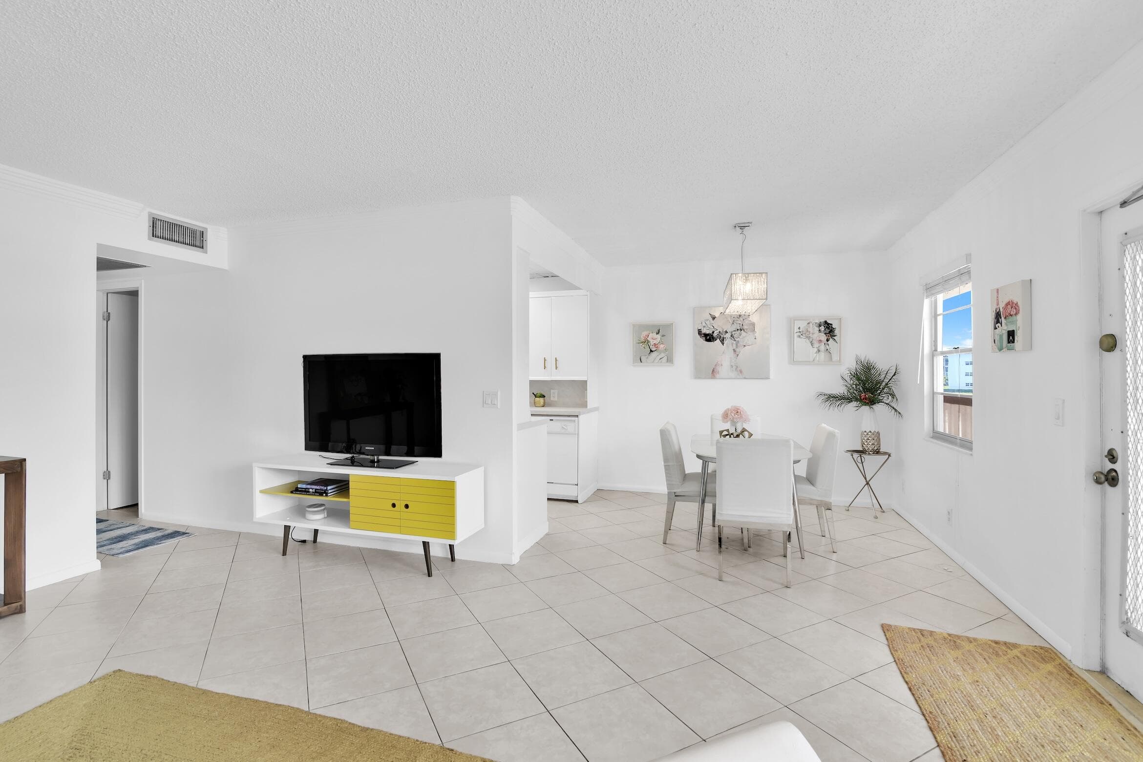 2043 Cornwall C 2043, Boca Raton, FL 33434 — photo 2 of 22
