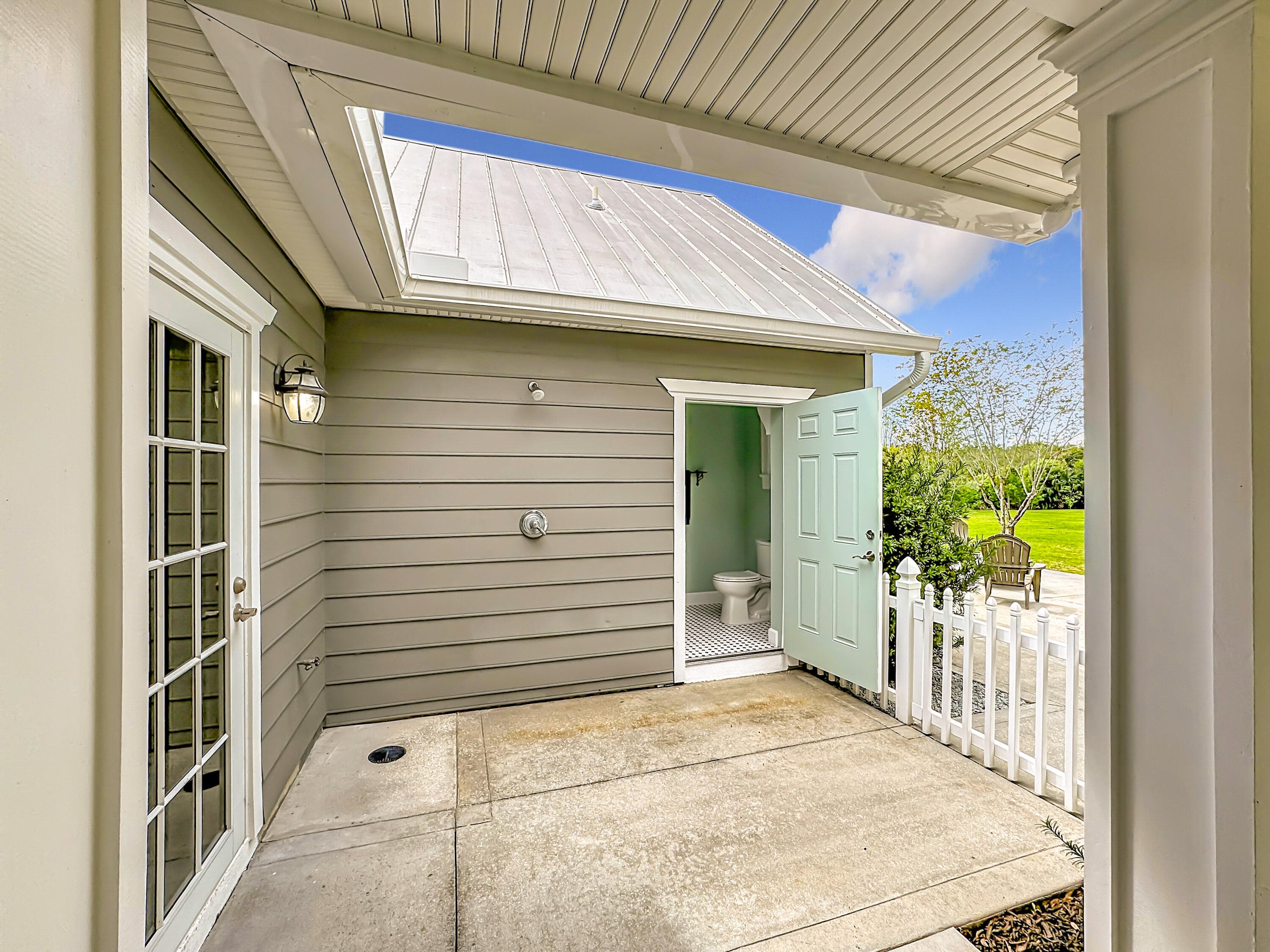 2135 55th Avenue SW, Vero Beach, FL 32968 — photo 41 of 50