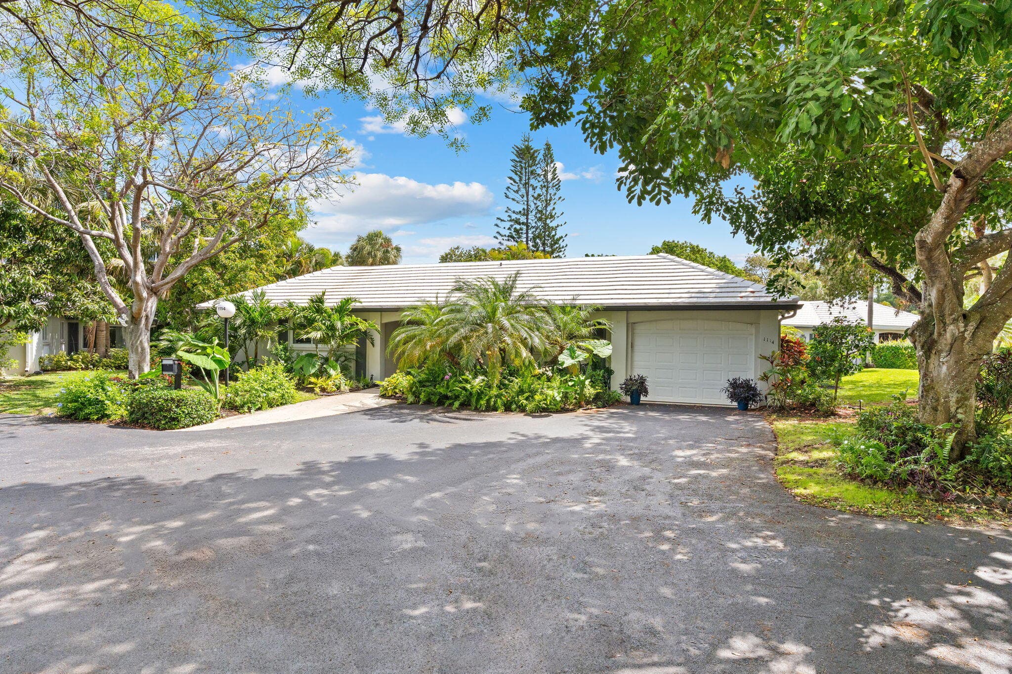 1114 W Cypress Drive V-8, Pompano Beach, FL 33069 — photo 17 of 56