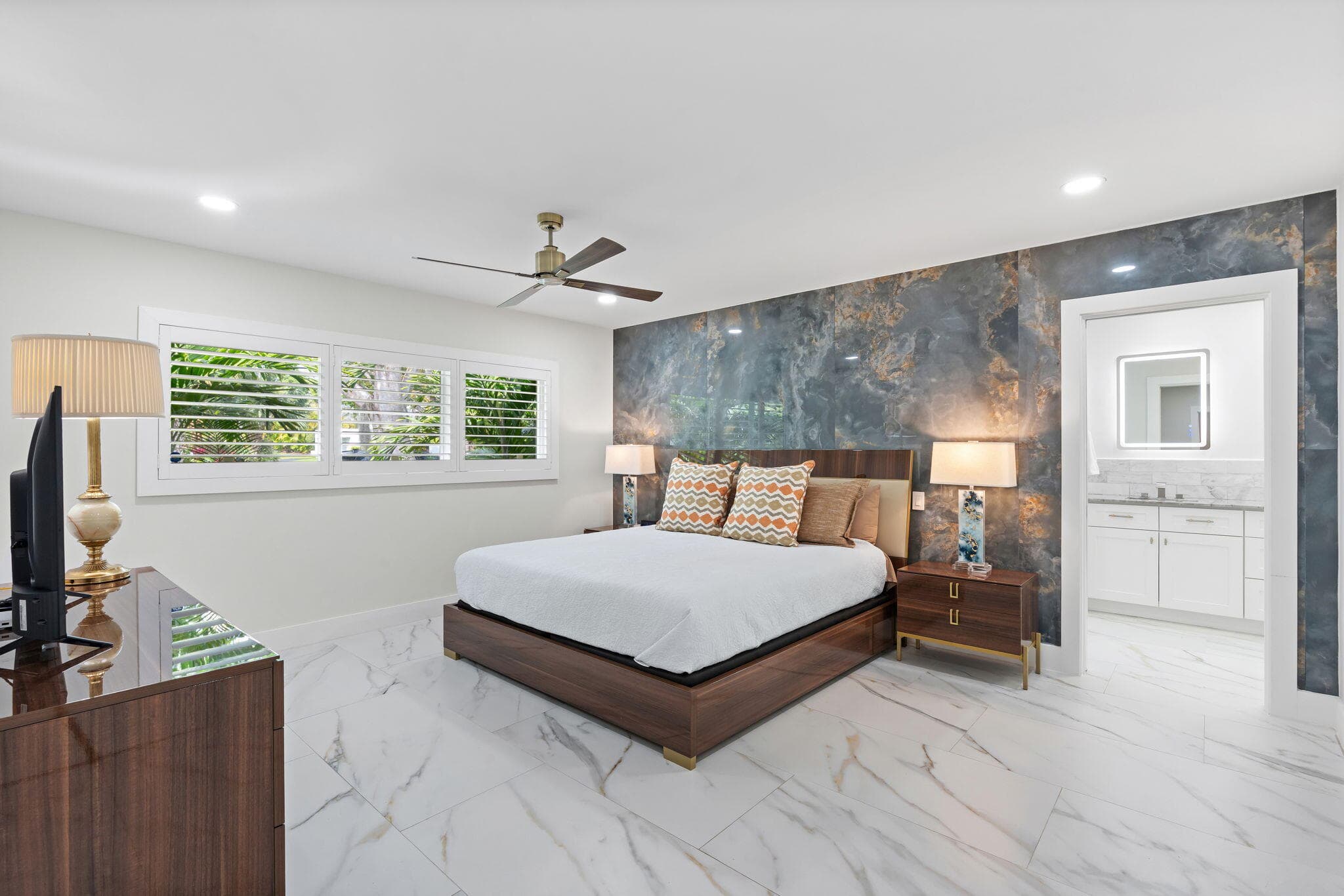 1114 W Cypress Drive V-8, Pompano Beach, FL 33069 — photo 8 of 56