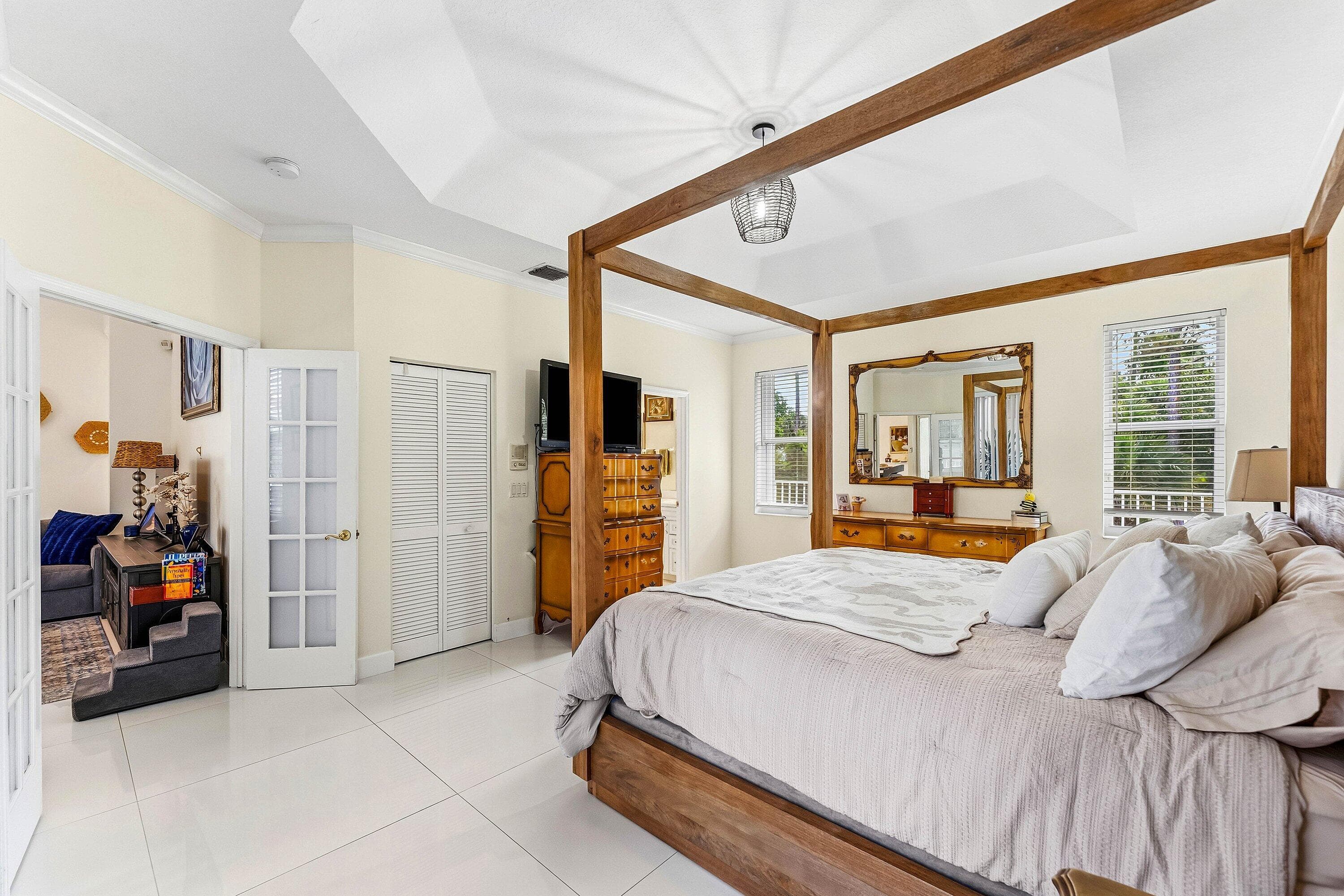 104 Hidden Hollow, Palm Beach Gardens, FL 33418 — photo 18 of 39
