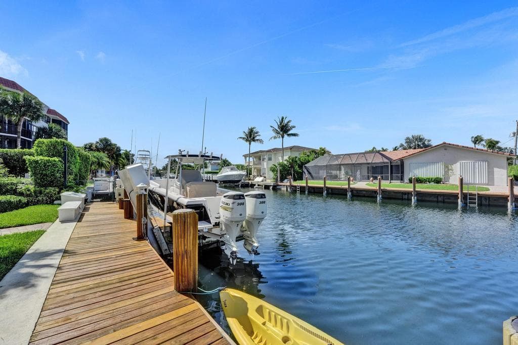 780 Jeffery Street 6, Boca Raton, FL 33487 — photo 1 of 66