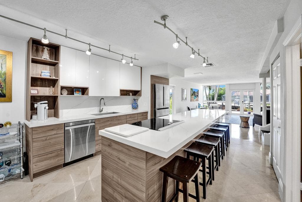 780 Jeffery Street 6, Boca Raton, FL 33487 — photo 12 of 66