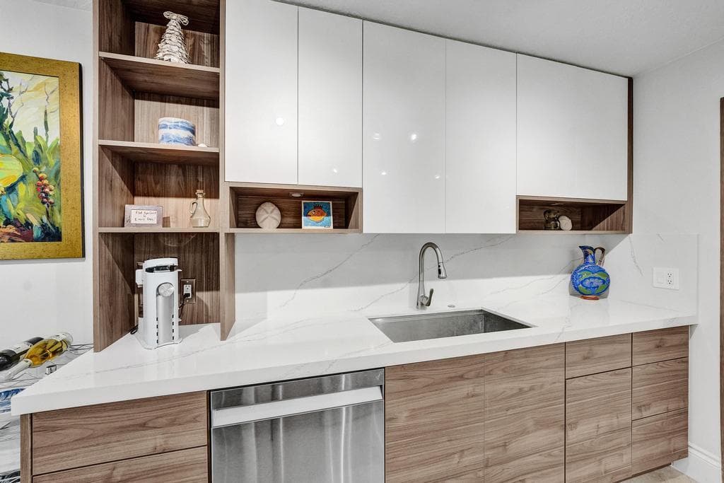 780 Jeffery Street 6, Boca Raton, FL 33487 — photo 14 of 66
