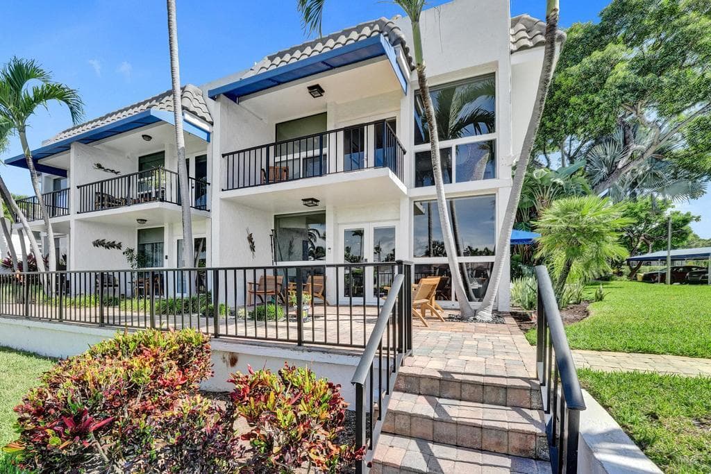 780 Jeffery Street 6, Boca Raton, FL 33487 — photo 3 of 66